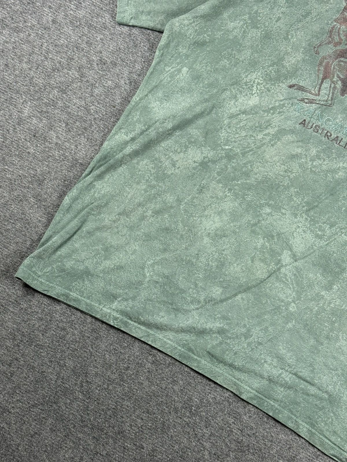 Vintage Vintage Australia kangaroo embroidered tshirt y2k Size US XL / EU 56 / 4 - 5 Thumbnail