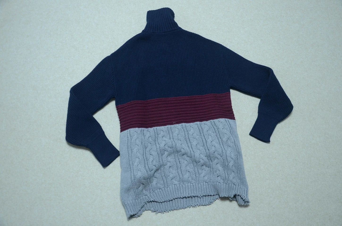 Balenciaga Balenciaga Oversized Destroyed Long Knit Coat Unisex XS Size US XS / EU 42 / 0 - 6 Thumbnail