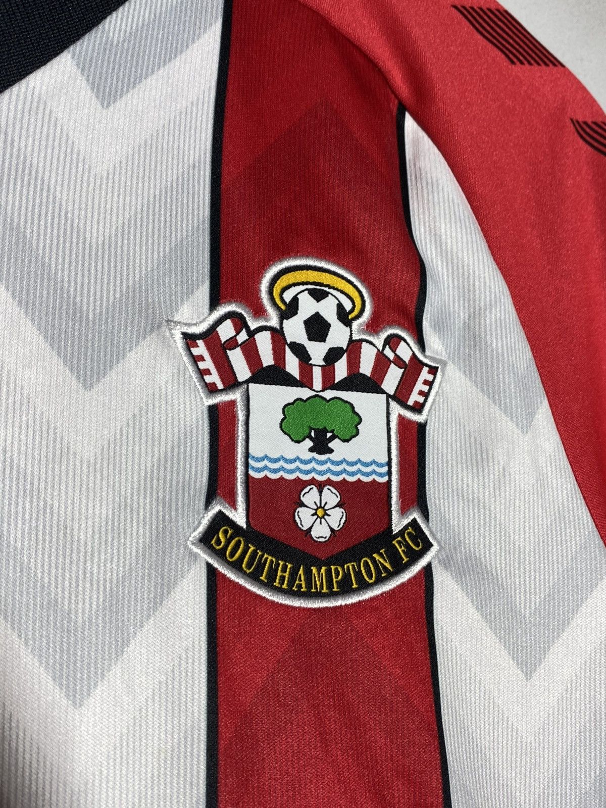 Hummel Southampton 2021/22 Home Football Soccer Jersey Size US S / EU 44-46 / 1 - 6 Thumbnail