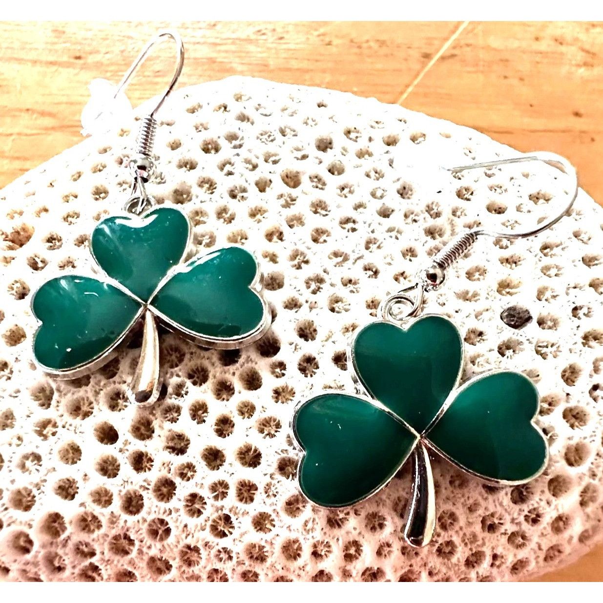 Handmade Shamrock Earrings St Patrick's Day Party Parade Dangle Hooks Size ONE SIZE - 1 Thumbnail