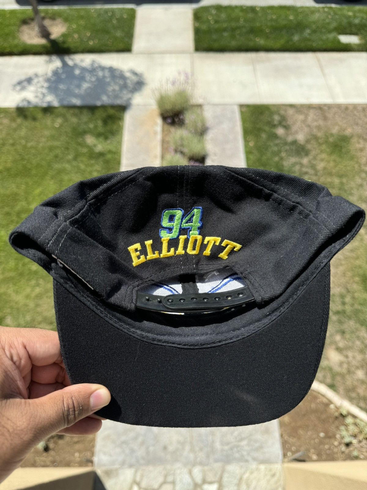 DC Comics × NASCAR × Vintage 1995 Batman Mcdonalds Vintage NASCAR SnapBack Hat. Size ONE SIZE - 2 Thumbnail