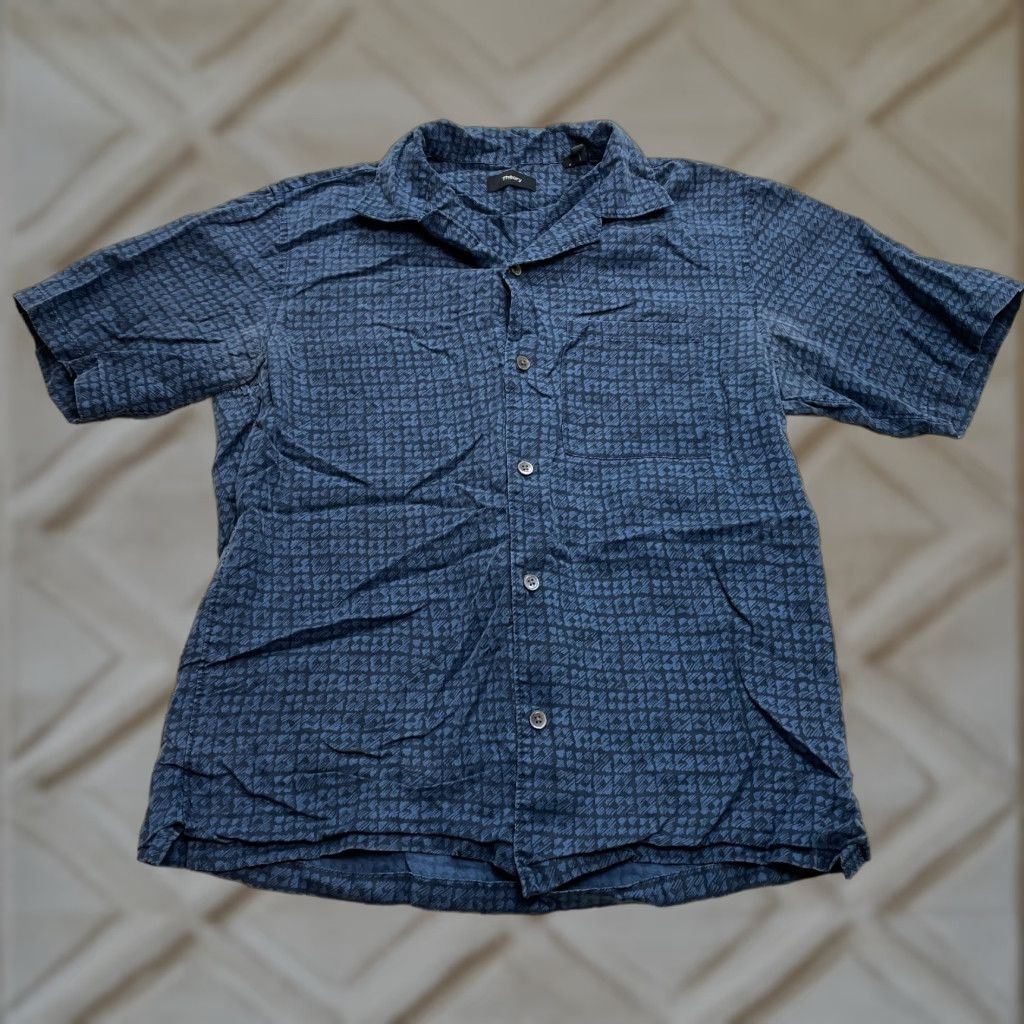 Theory Theory Button-Up Shirt Mens Small Blue Short Sleeve Collared Lyocell Top Adult Size US S / EU 44-46 / 1 - 1 Thumbnail