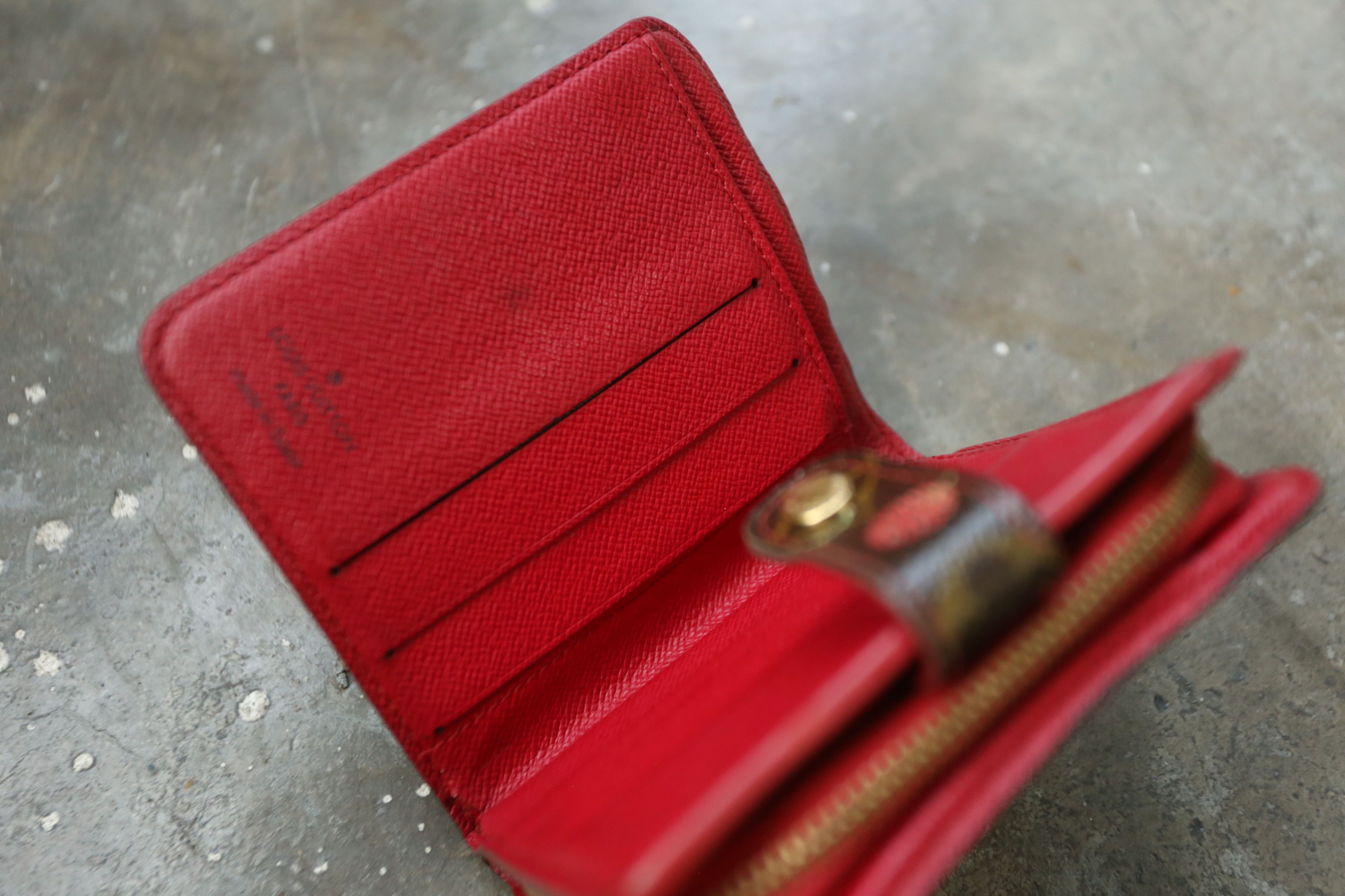 Louis Vuitton × Takashi Murakami LV - MJ - TM - S/S 05 - Cerise Monogram Compact Zip Wallet Size ONE SIZE - 6 Thumbnail