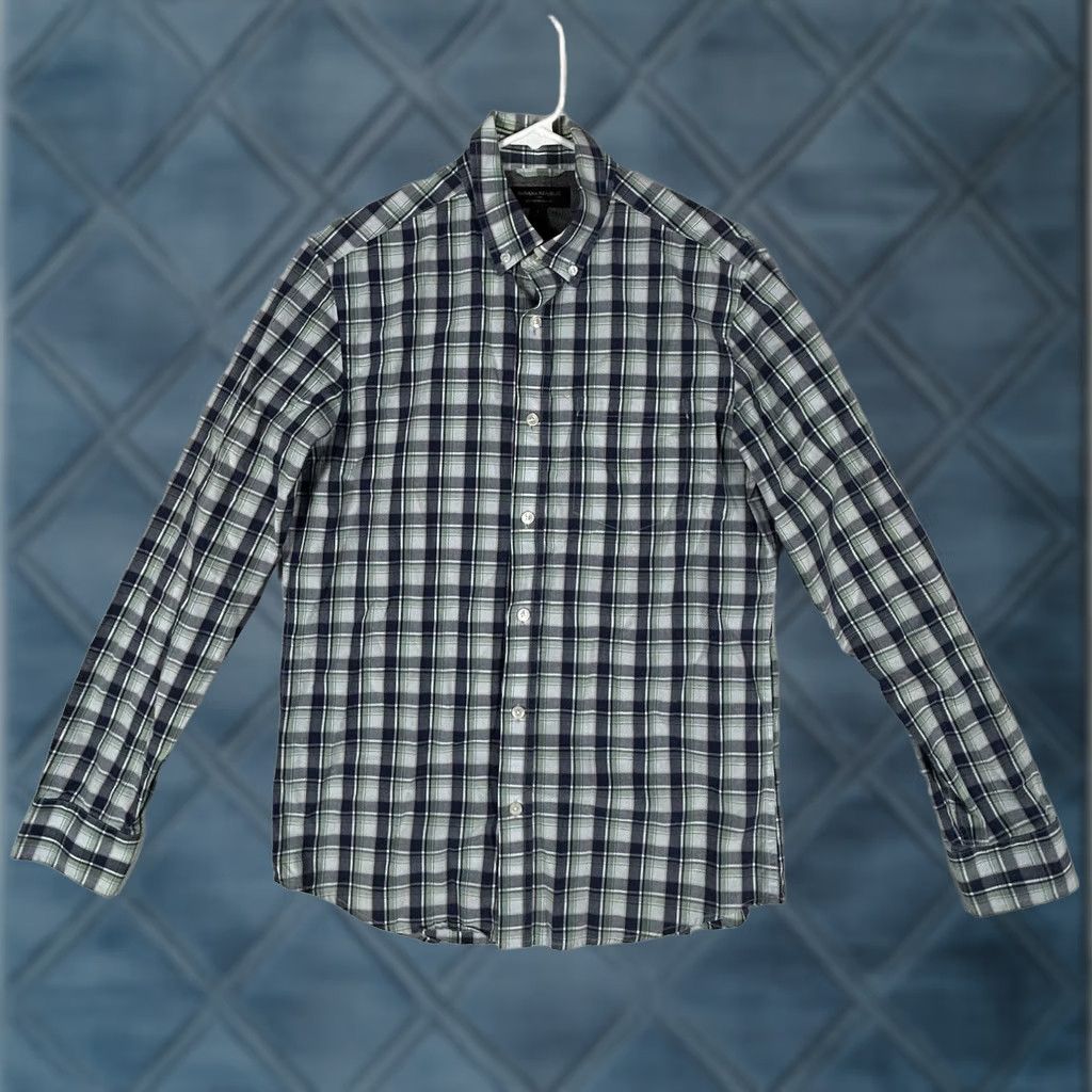Banana Republic Banana Republic Shirt Mens S Small Button Up Plaid Green Blue Slim Fit Casual Workwear Long Sleeve Button-Up Cotton 100% Lightweight Pocket Size US S / EU 44-46 / 1 - 1 Thumbnail