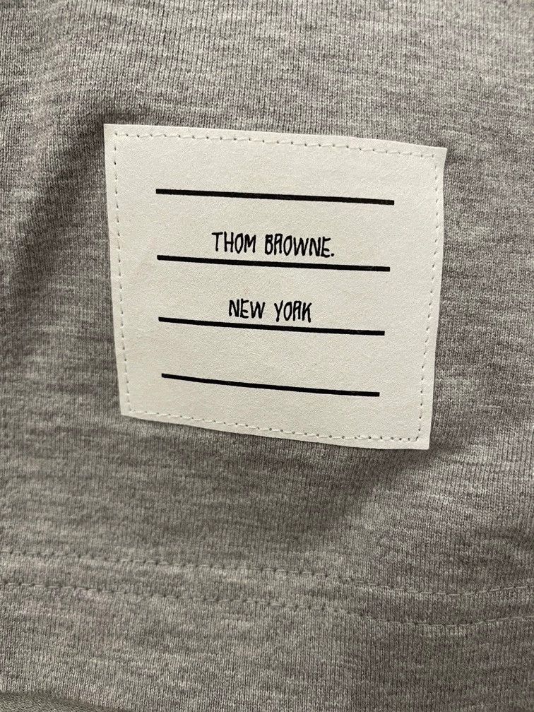 Thom Browne Thom browne Gray classic four-striped long-sleeved T-shirt Size US XXS / EU 40 - 5 Thumbnail