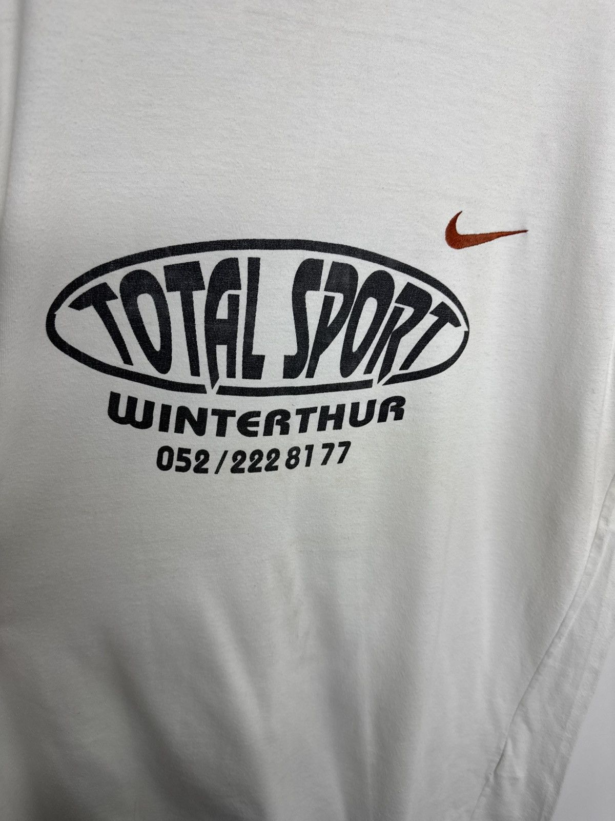 Nike Nike vintage Center logo T-shirt Size US M / EU 48-50 / 2 - 9 Thumbnail