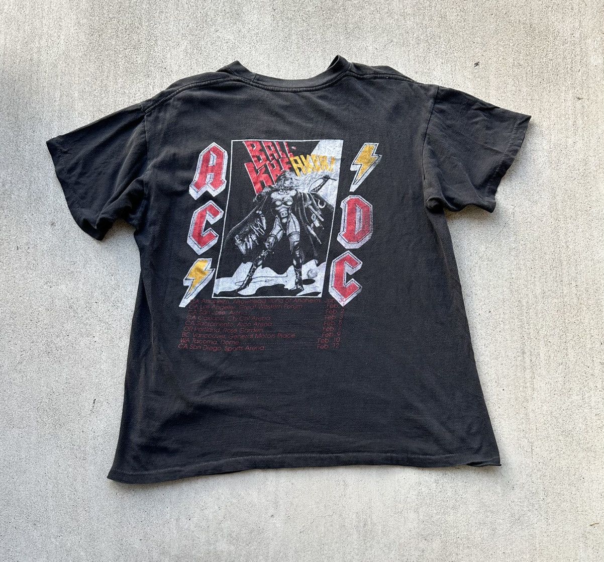 AC/DC × Band Tees × Vintage Vibtage AC DC Band Tee Shirt 90s Ball Breaker Tour Size US M / EU 48-50 / 2 - 2 Thumbnail