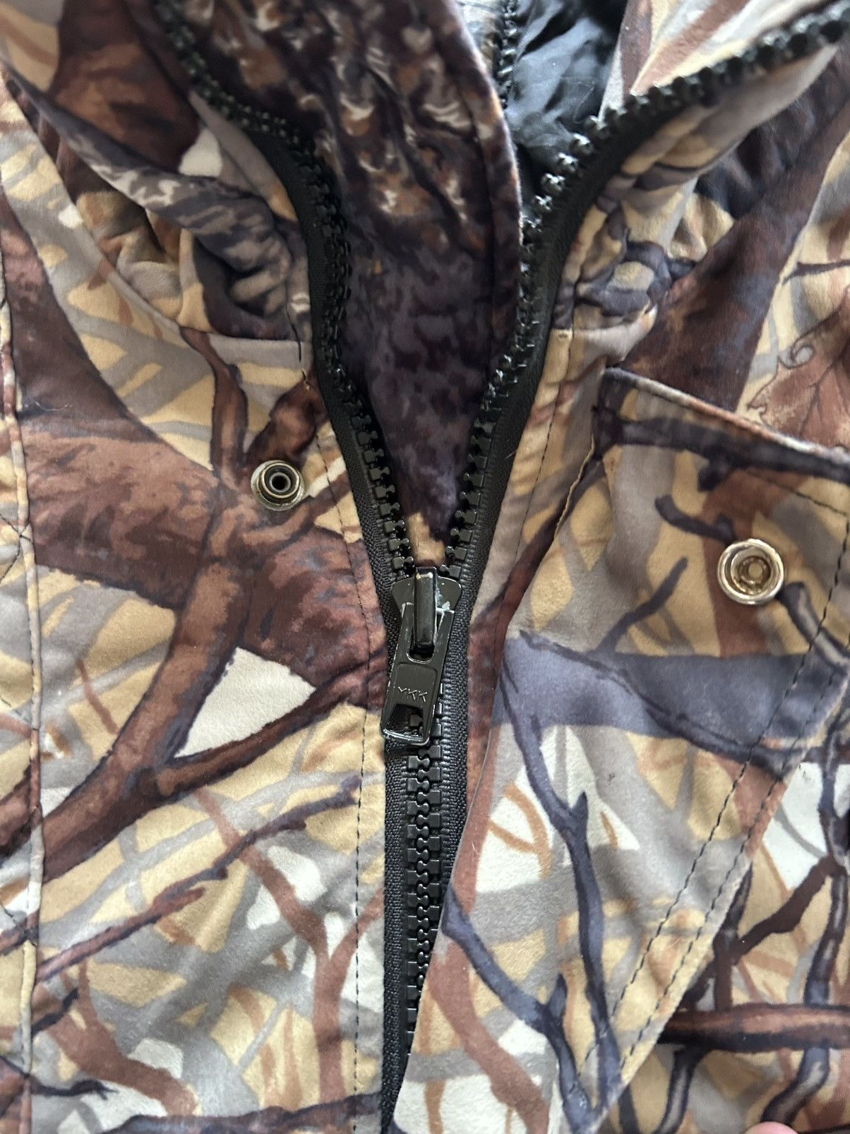 Vintage Vintage Real Tree Camo Water Proof Puffer Hunting Jacket Size US L / EU 52-54 / 3 - 5 Thumbnail