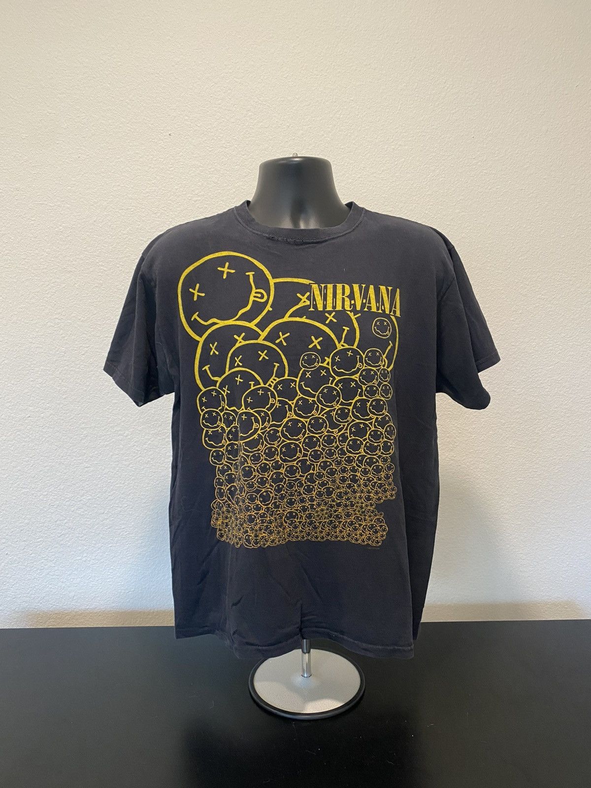 Band Tees Nirvana grunge band shirt Size US M / EU 48-50 / 2 - 1 Thumbnail