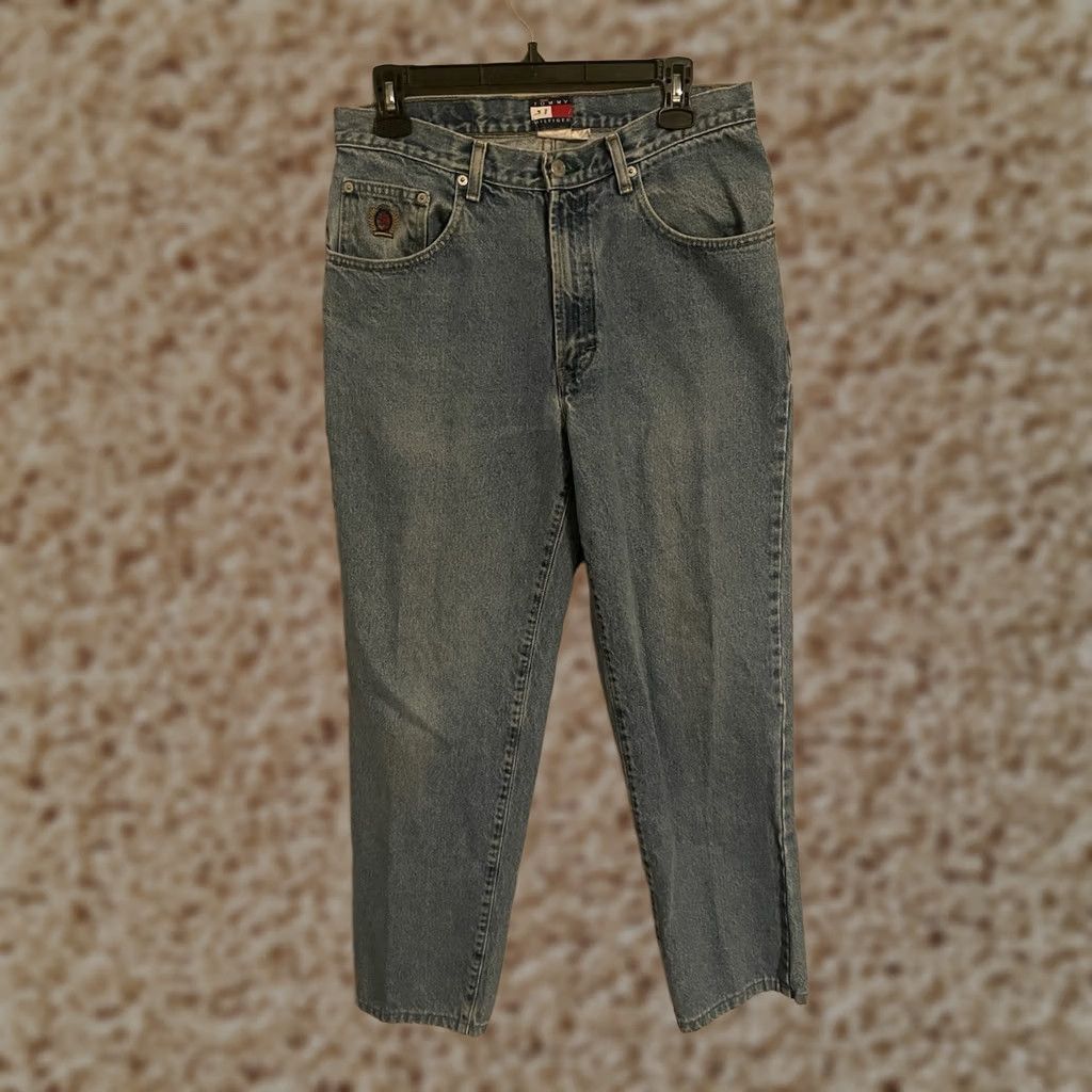 Tommy Hilfiger VINTAGE Tommy Hilfiger Jeans Classic Fit Light Denim Made in USA 31x30 Men's Size US 31 - 1 Thumbnail