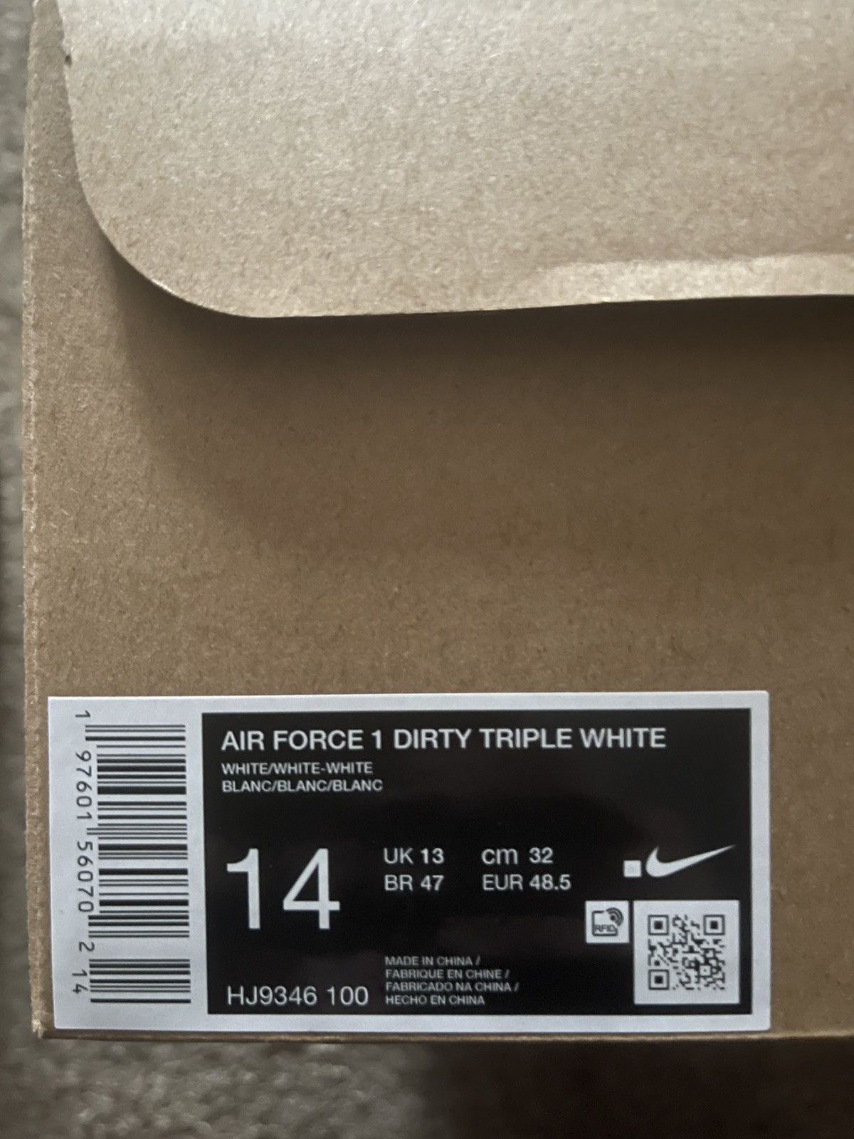 Nike *New* Nike Air Force 1 Dirty Triple White Size US 14 / EU 47 - 9 Thumbnail