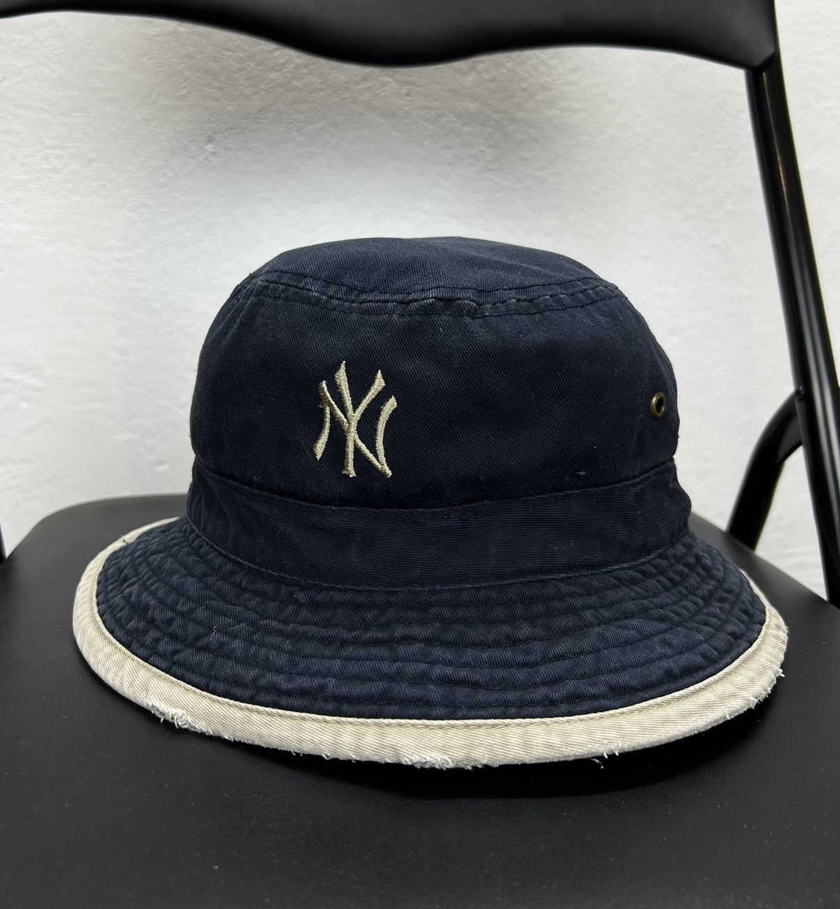 New York Yankees × Vintage New York Yankees Vintage Bucket Hat Size ONE SIZE - 1 Thumbnail