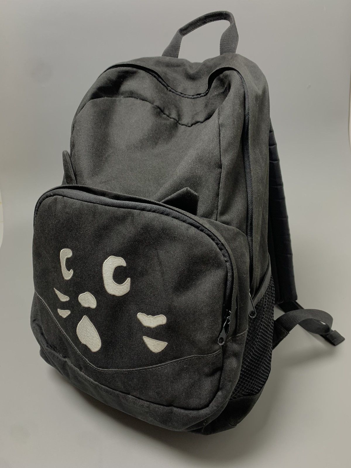 Ne-Net NE-NET NYA CAT BACKPACK | Grailed