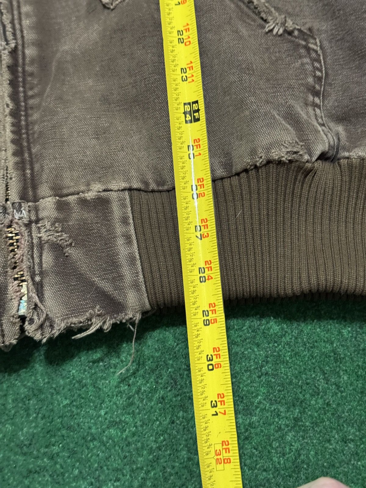 Carhartt Carhartt Brown Grunge Distressed Large Jacket Boxy 27x29 Size US L / EU 52-54 / 3 - 7 Thumbnail