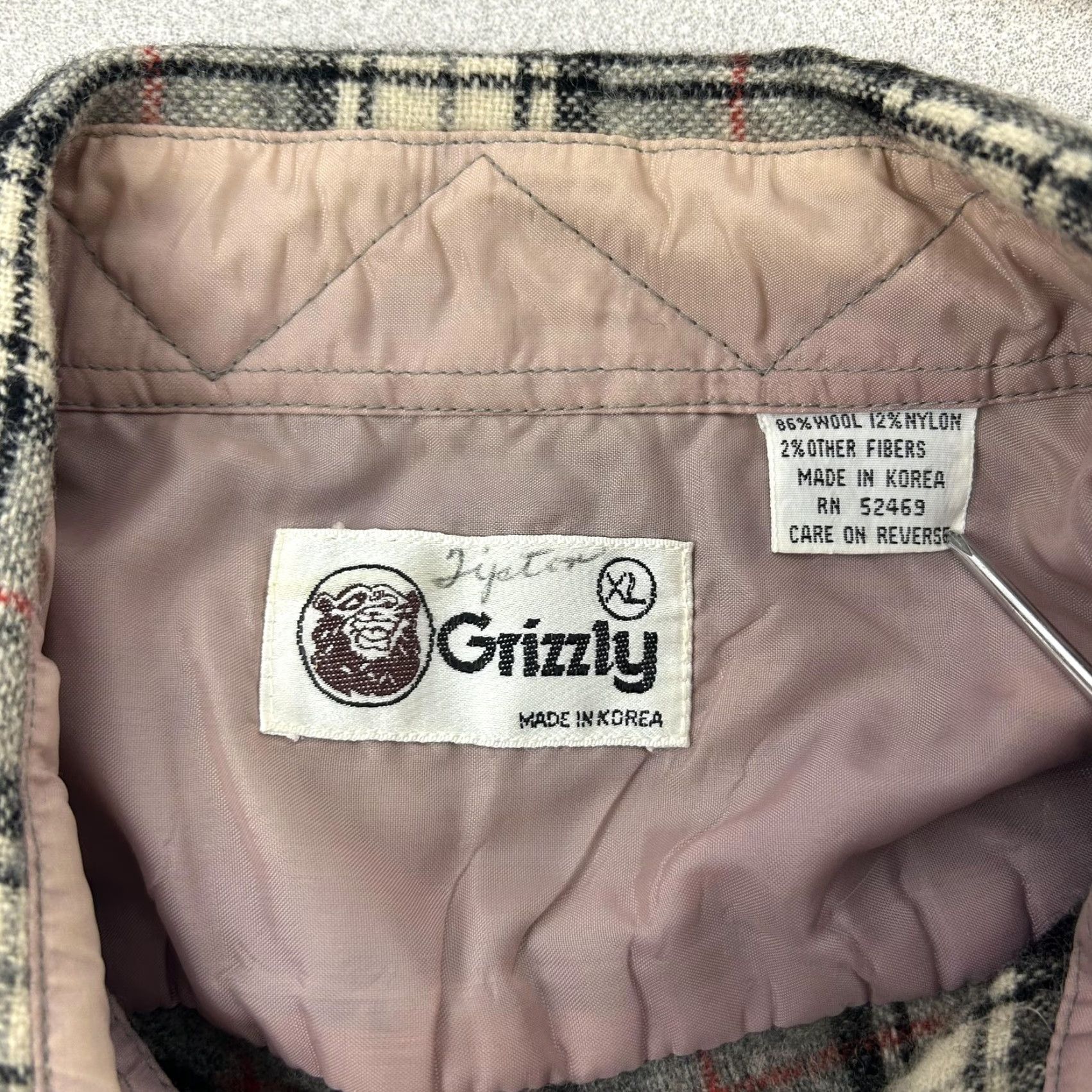 Vintage VINTAGE Grizzly Shirt Mens XL Gray Plaid Wool Flannel Lined Made Korea 80s Size US XL / EU 56 / 4 - 4 Thumbnail