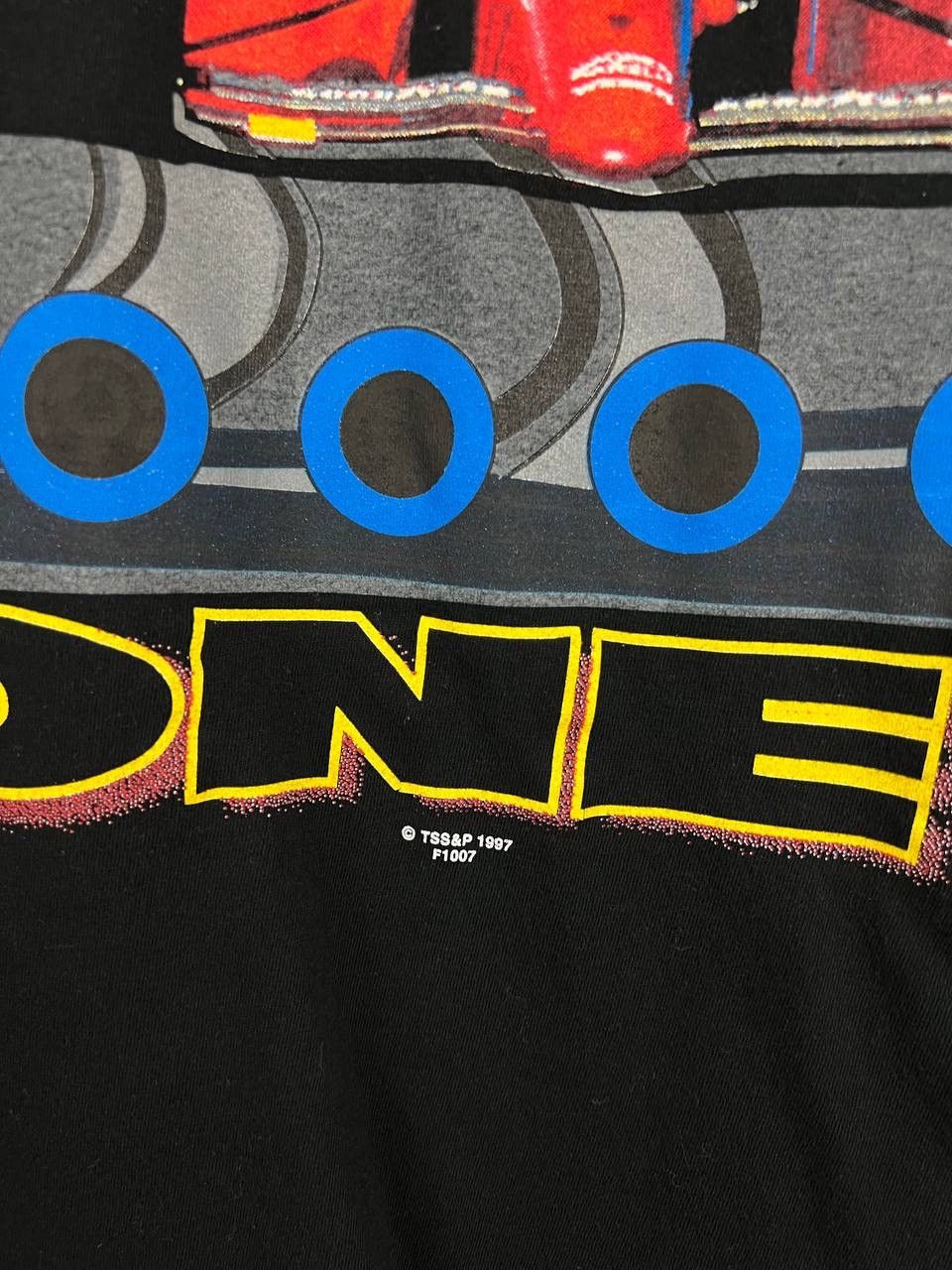 Vintage Formula 1 1997 racing car vintage t-shirts size XL Size US XL / EU 56 / 4 - 4 Thumbnail