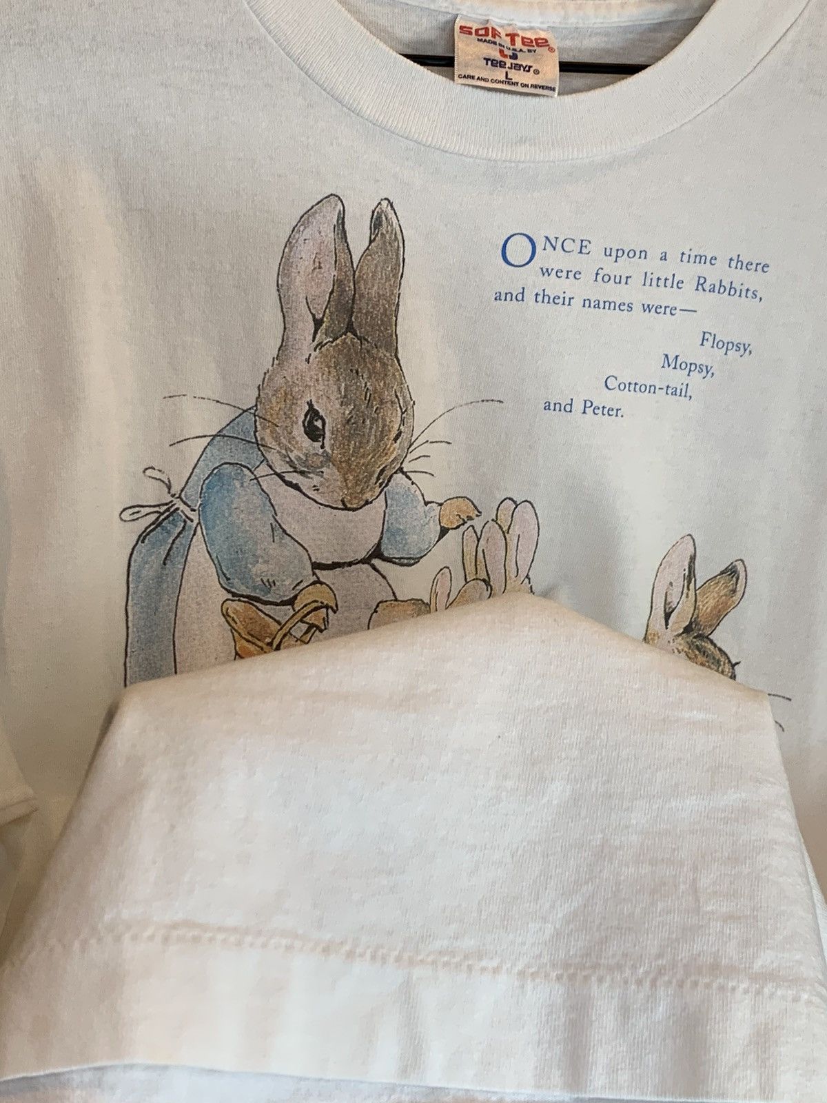 Vintage RARE Vintage 80’s Peter Rabbit Beatrix Potter Book Art Shirt Size US L / EU 52-54 / 3 - 4 Thumbnail