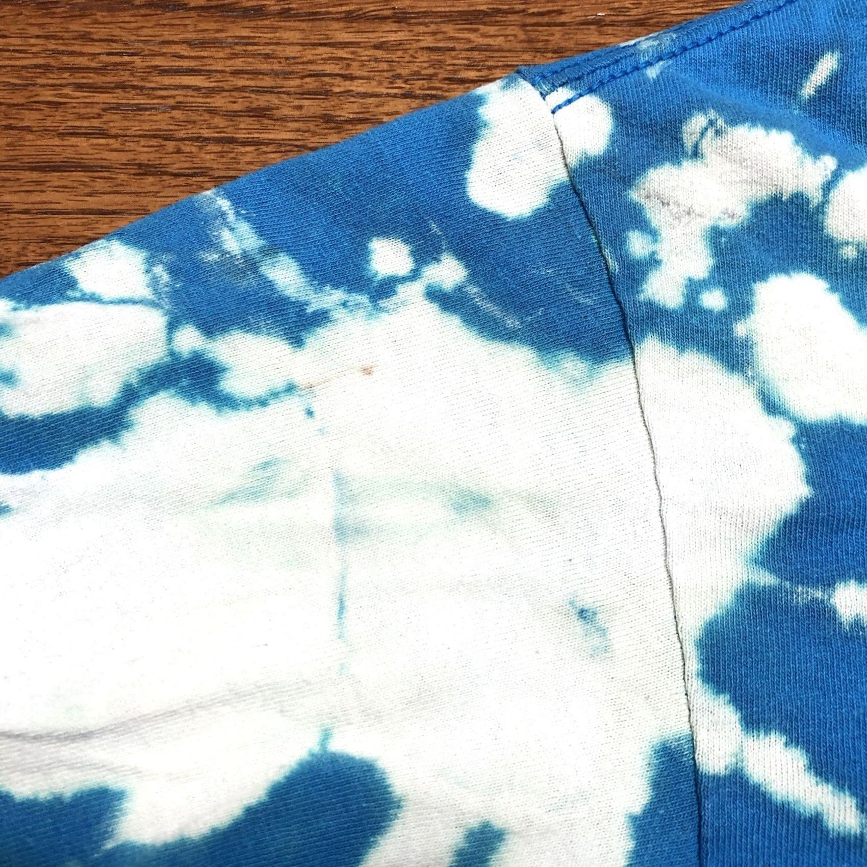 Vintage VINTAGE Sportsman T-Shirt Aztec Tie Dye Blue 90s Crew Neck Short Sleeve Men L Large Graphic Size US L / EU 52-54 / 3 - 4 Thumbnail