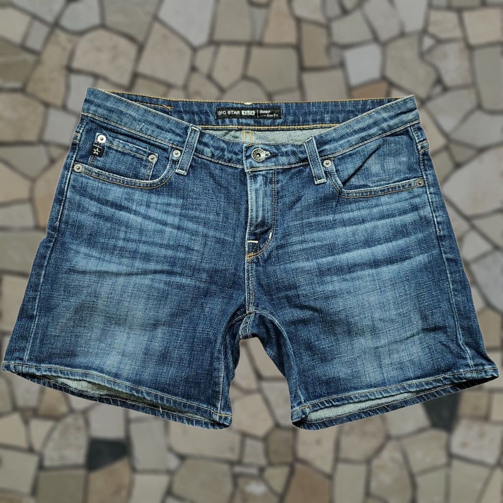 Denime BIG STAR Remy Low Rise Boot Blue Denim Jean Shorts Women’s 30 Bermuda Summer 5-Pocket Womens Regular Blue Denim Size 30" / US 8 / IT 44 - 1 Thumbnail