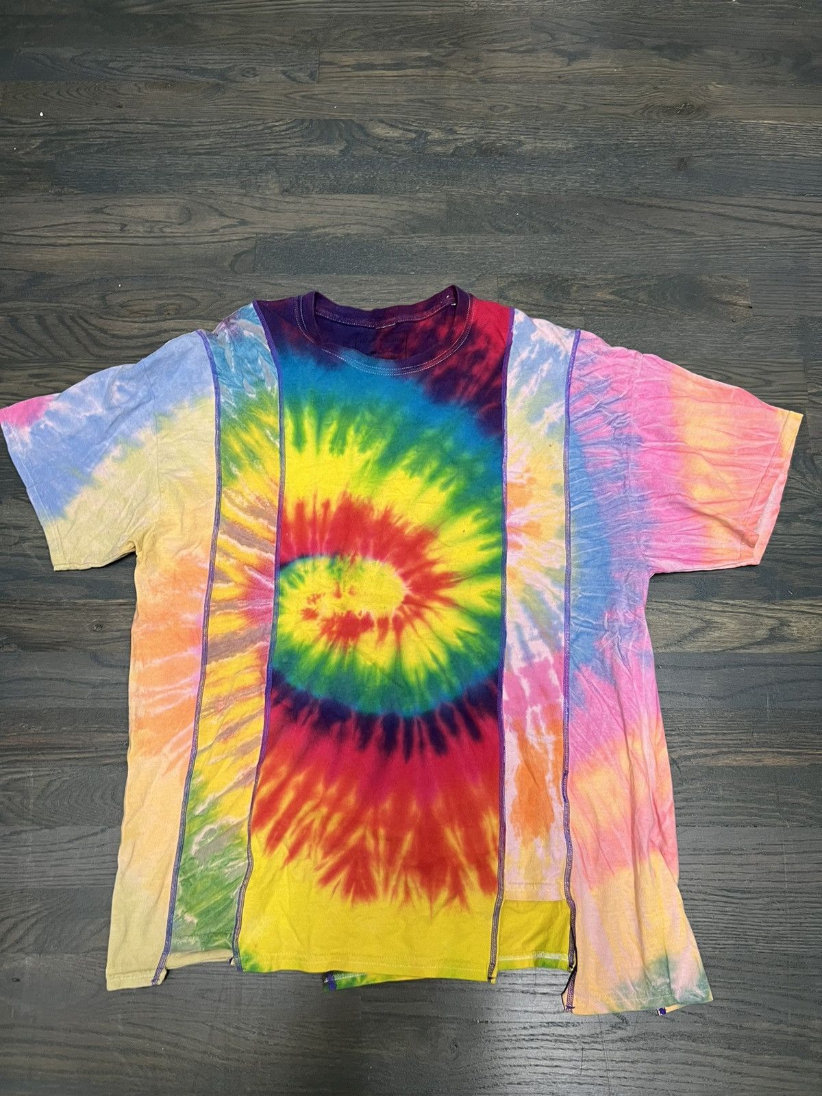 Nepenthes Needles rainbow t-shirt Size US L / EU 52-54 / 3 - 4 Thumbnail