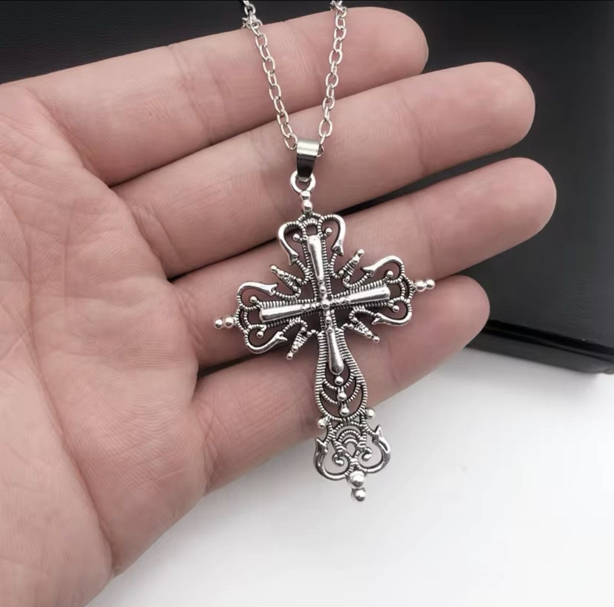 Jewelry Gothic Dark Style Cross Pendant Necklace Size ONE SIZE - 2 Thumbnail
