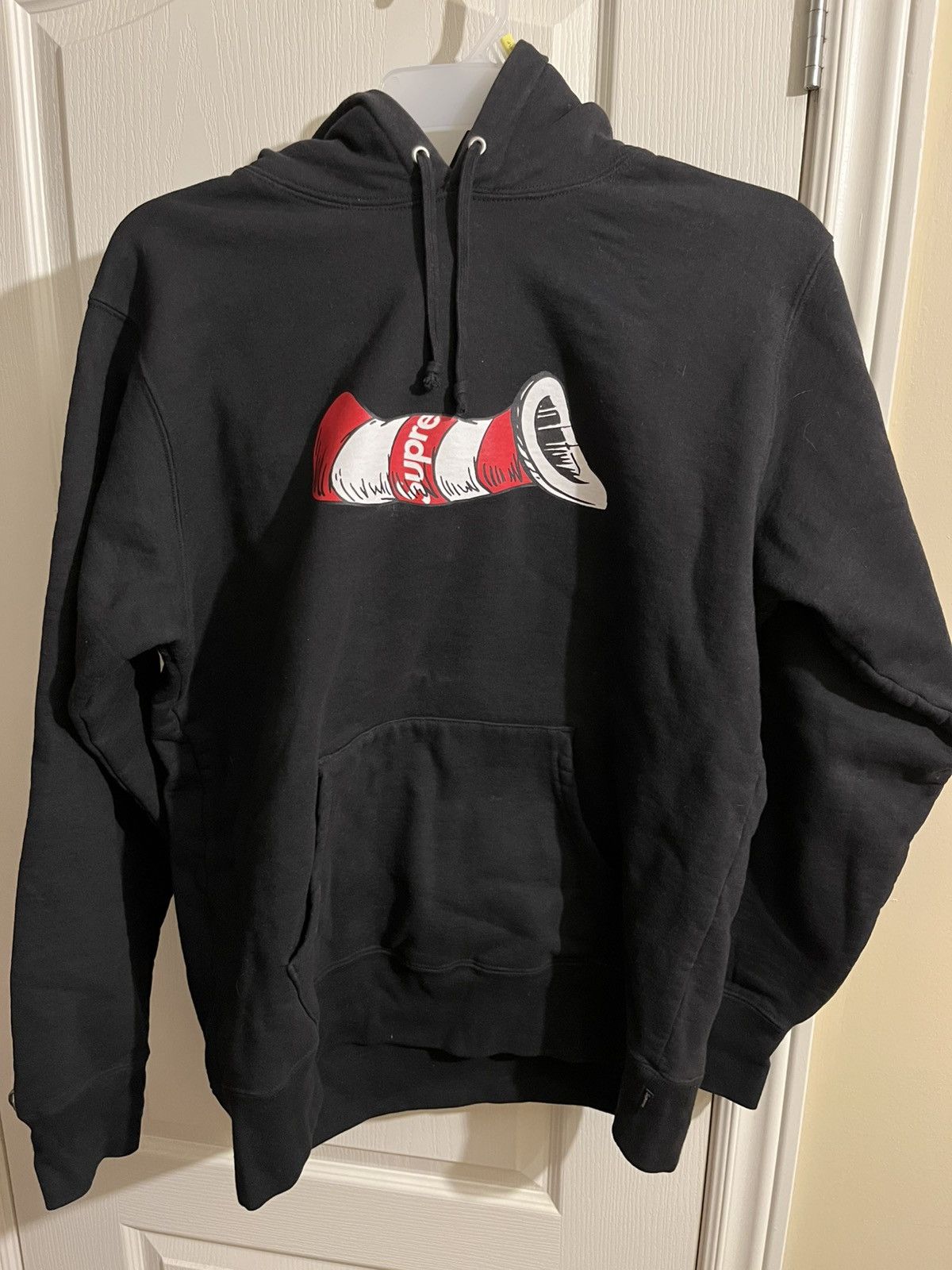Supreme Supreme Cat in the Hat hoodie size L | Grailed