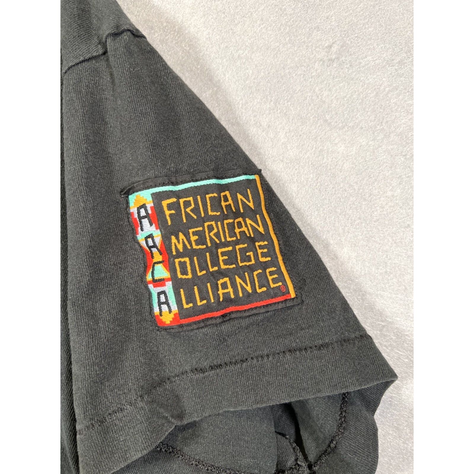 Vintage VINTAGE African American College Alliance T-Shirt Mens Large Black USA Made Size US L / EU 52-54 / 3 - 6 Thumbnail