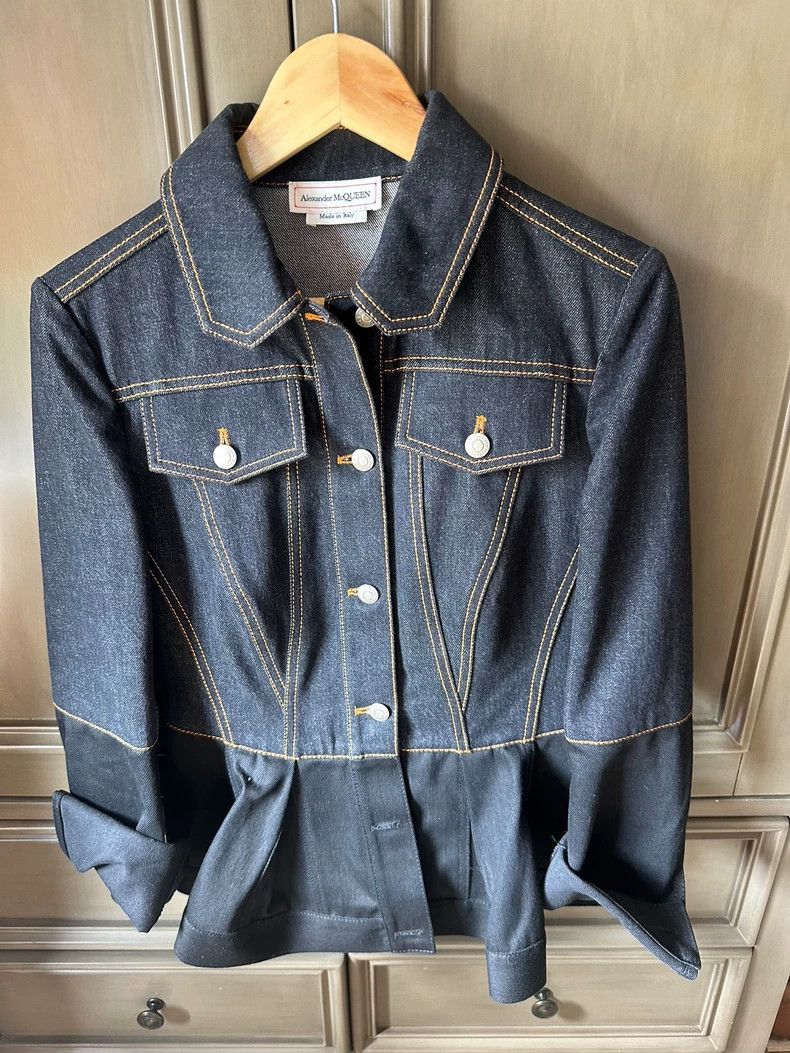 Alexander McQueen Alexander McQUEEN size 42 Cowboy waist cinched top 2505-Ne Size L / US 10 / IT 46 - 1 Thumbnail