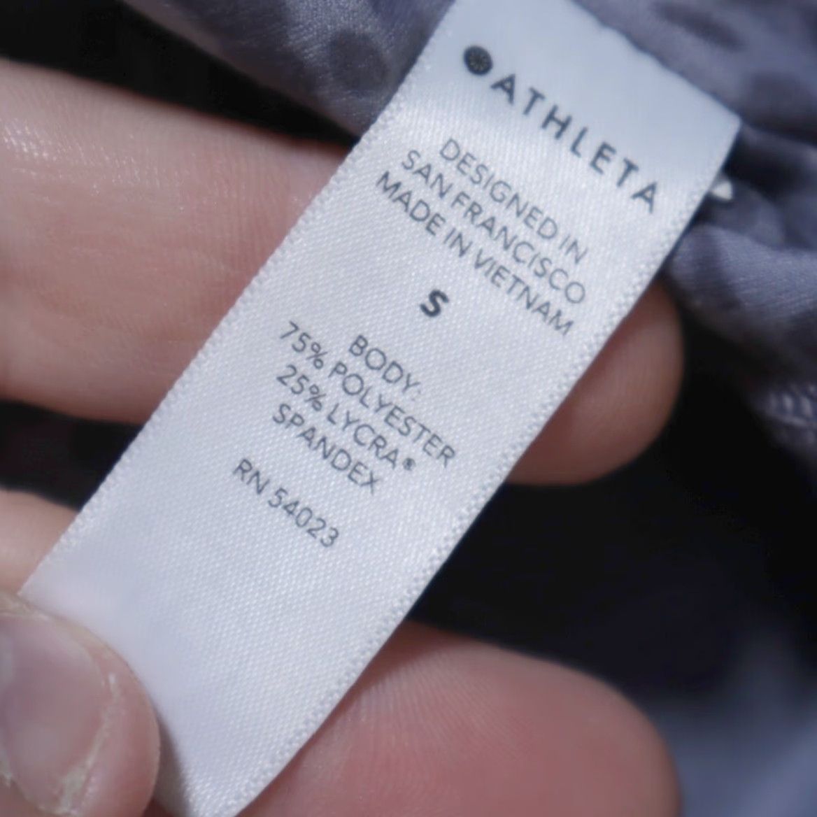 Athleta VINTAGE Athleta Salutation Crop Woven Jogger Purple Patterned Women's S Size 28" / US 6 / IT 42 - 6 Thumbnail