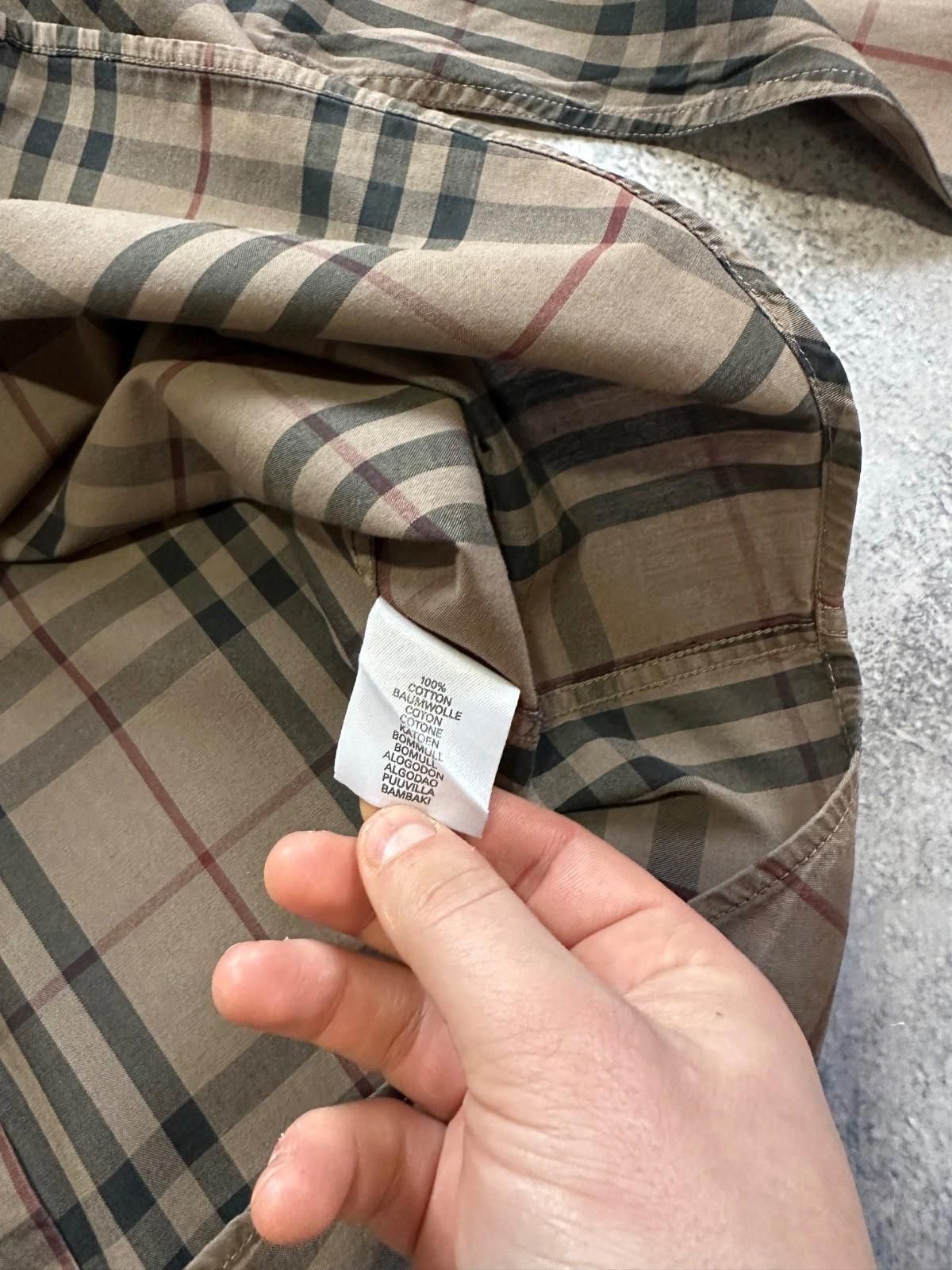 Burberry BURBERRY LONDON NOVACHECK BUTTON UP SHIRT Sz M Size US M / EU 48-50 / 2 - 7 Thumbnail