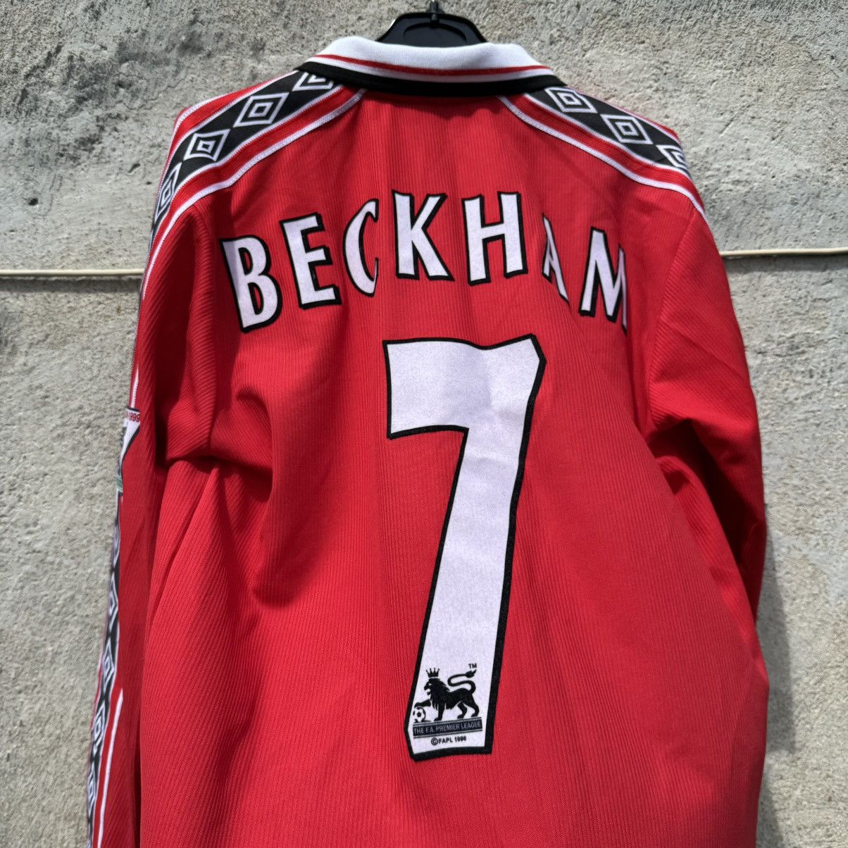 David Beckham Vintage Manchester United David Beckham Jersey Long BPL 90s Size US S / EU 44-46 / 1 - 3 Thumbnail