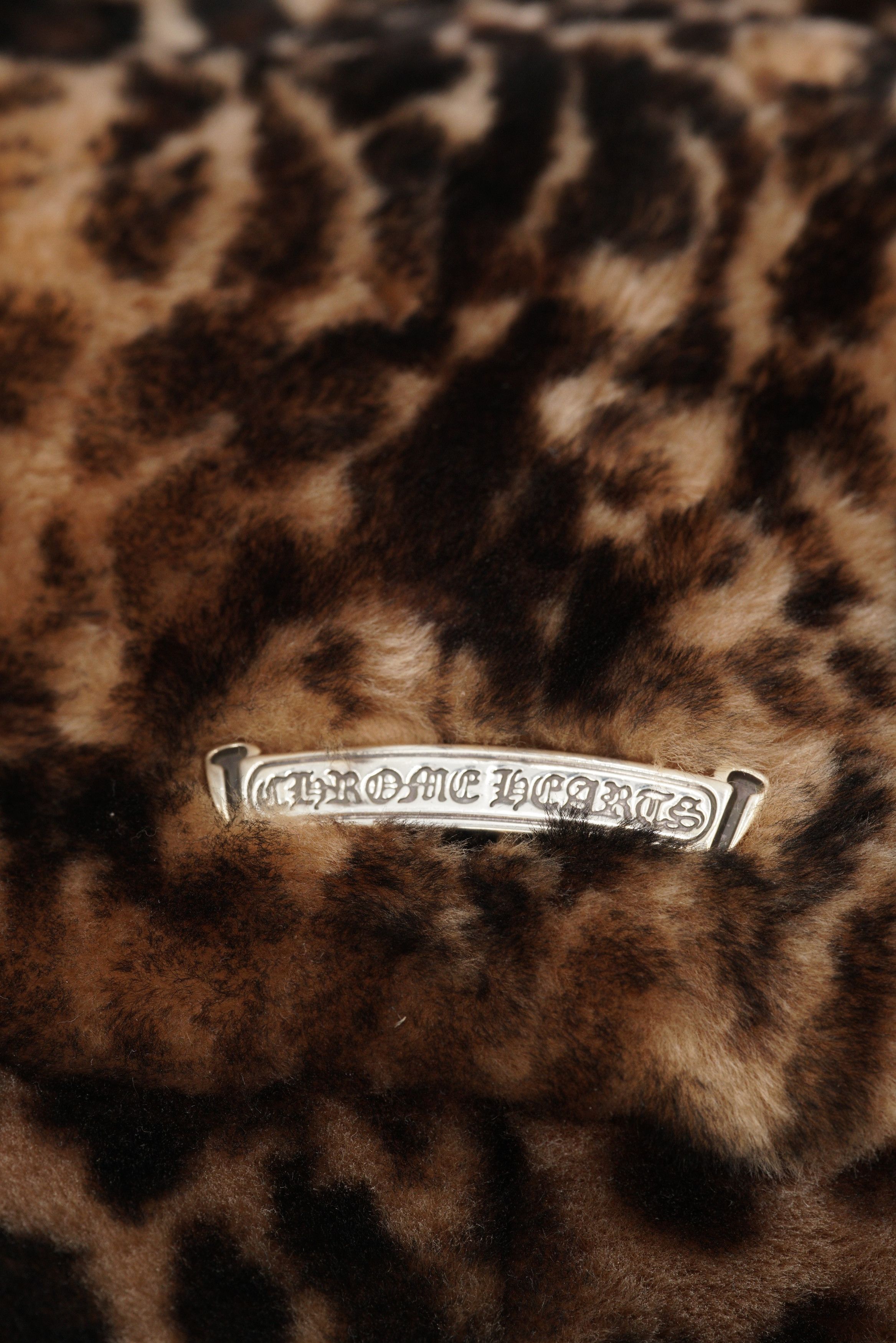 Chrome Hearts Chrome Hearts Faux Fur Dagger Embellished Chicken Nugget Bag Size ONE SIZE - 11 Thumbnail