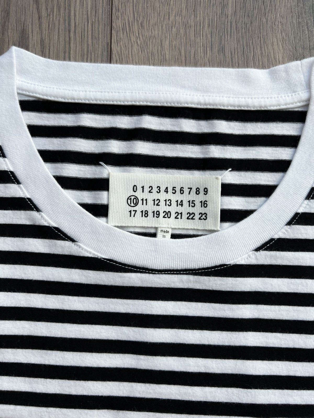 Maison Margiela Maison Margiela Classic Stripe T-Shirt Small Size US S / EU 44-46 / 1 - 2 Thumbnail
