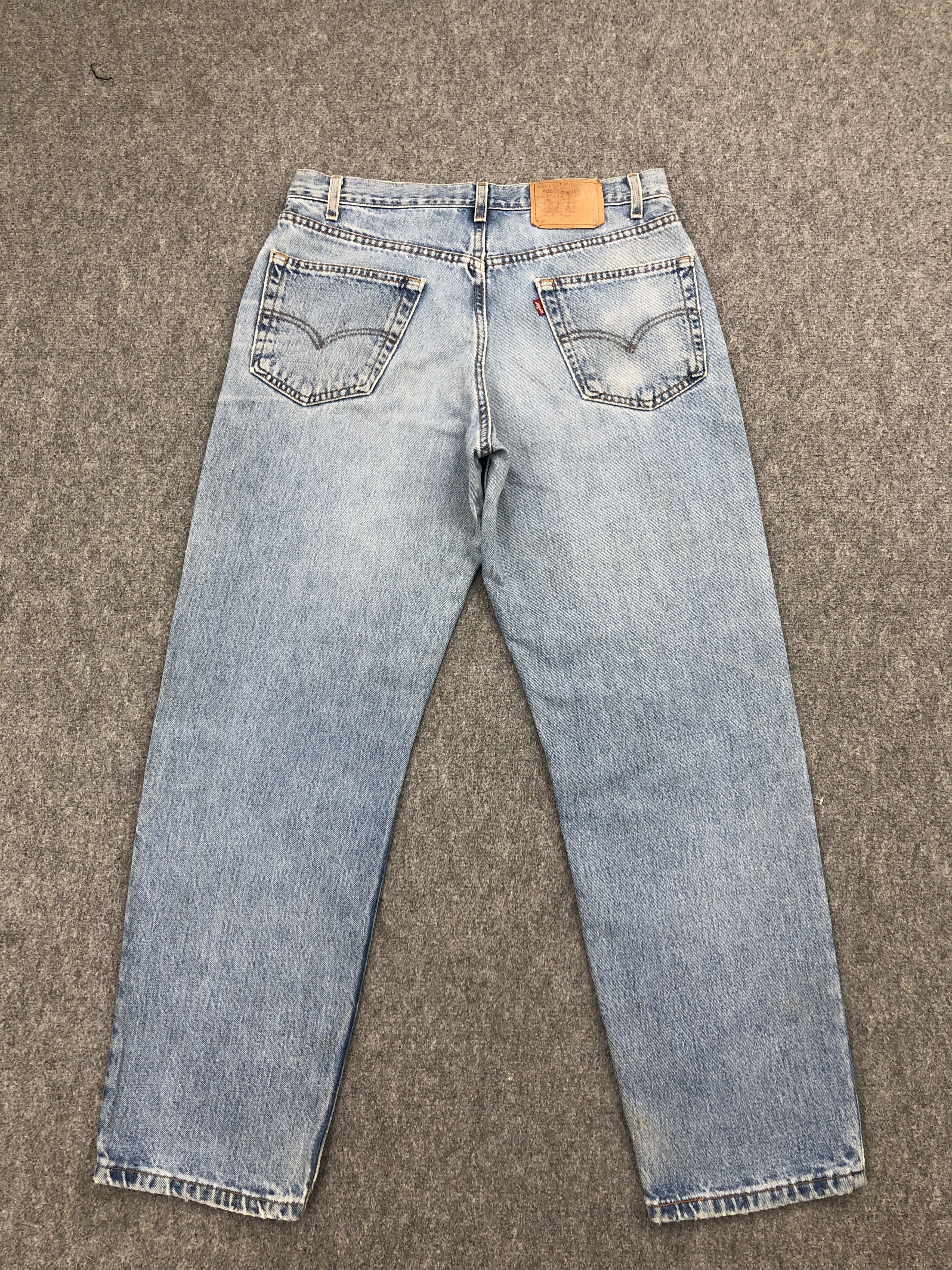 Levi's 90s Vintage Levis 550 Faded Blue Jeans 33x29.5 S0019 Size US 33 - 3 Thumbnail