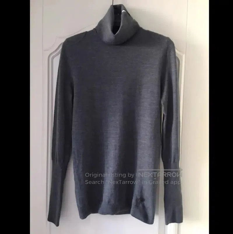 Burberry Burberry Gray Wool Blend Monogram Knit Top. Size S / US 4 / IT 40 - 9 Thumbnail