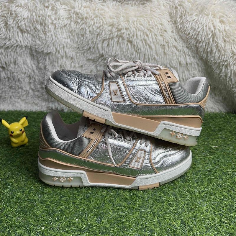 Louis Vuitton Louis Vuitton Iconic Trainer Sneakers in Silver - Size US 8 / EU 41 - 8 Thumbnail
