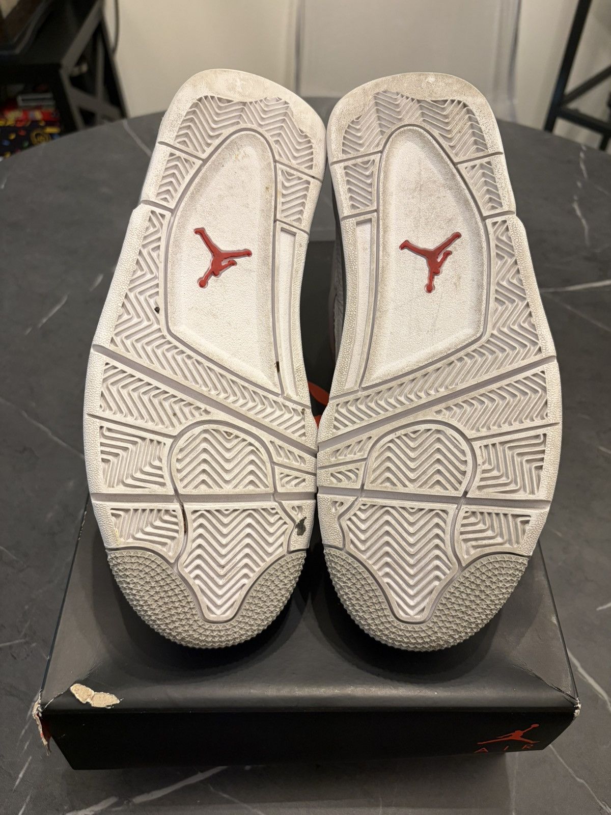 Jordan Brand Jordan 4 “White Oreo” 6.5Y Size US 6.5 / IT 36.5 - 5 Thumbnail