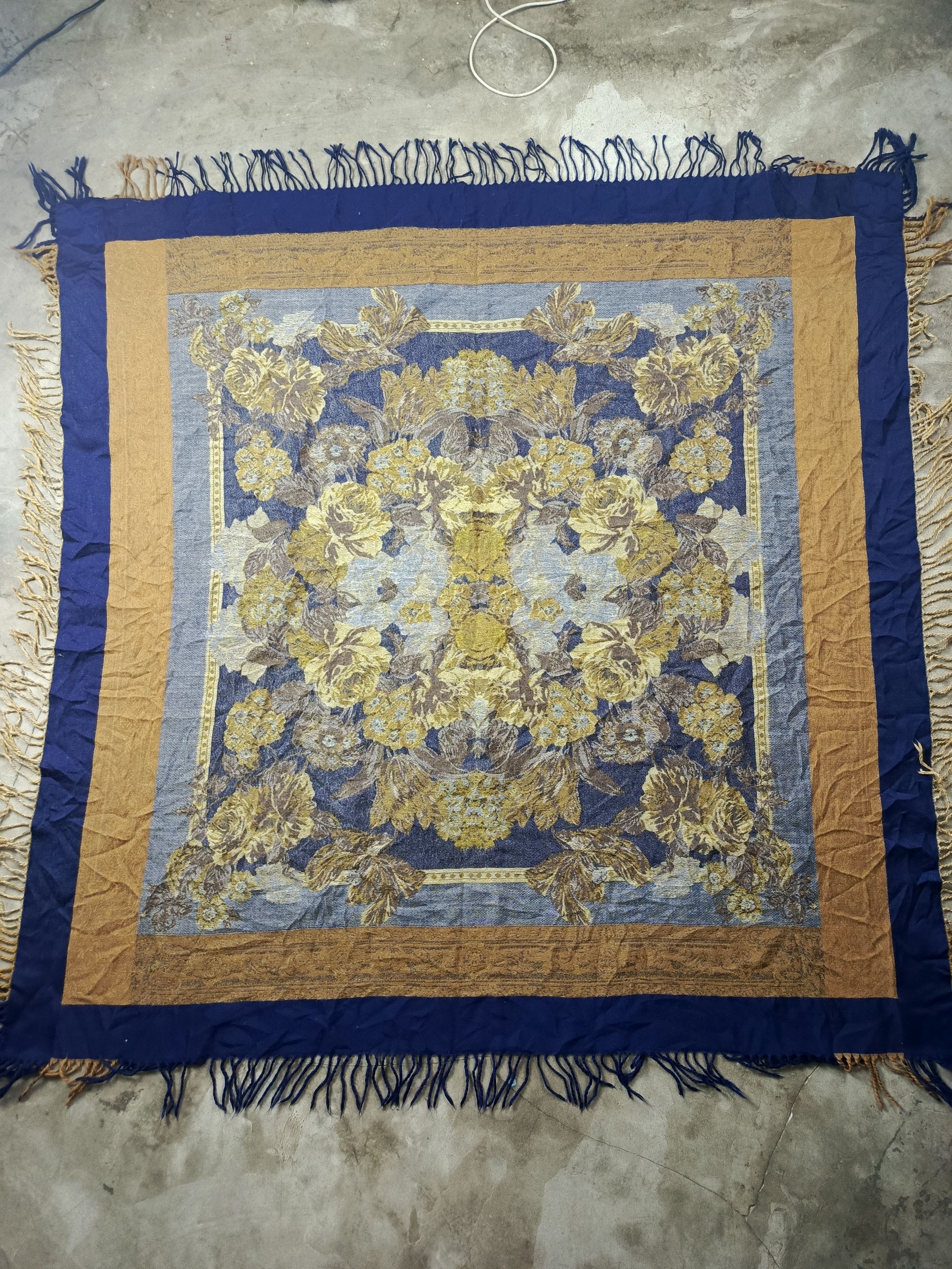 Dior Stall shawl Women