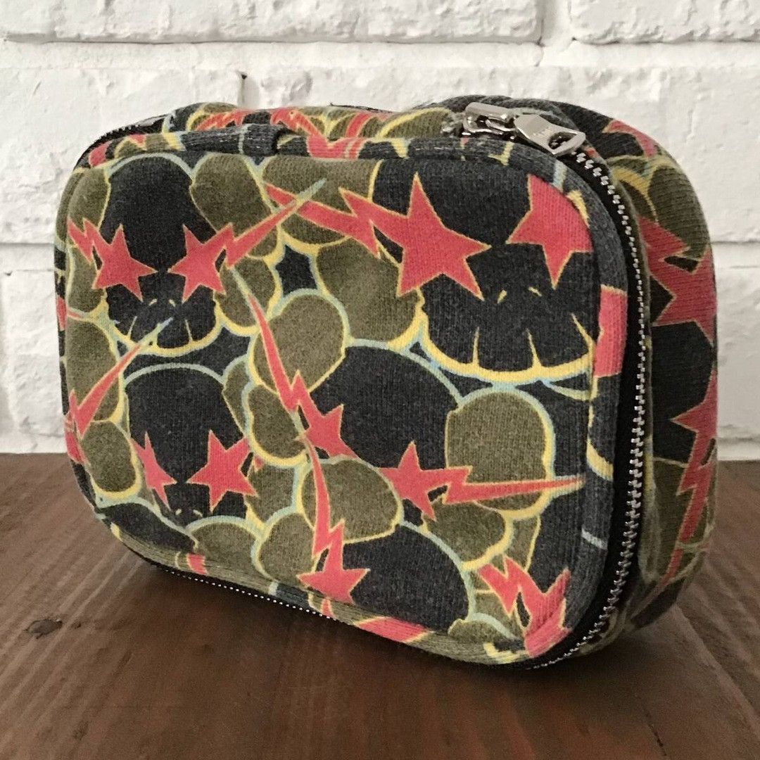 Bape × Kaws × Nigo BAPE × KAWS SKULL STA Pouch a bathing ape NIGO Size ONE SIZE - 1 Thumbnail