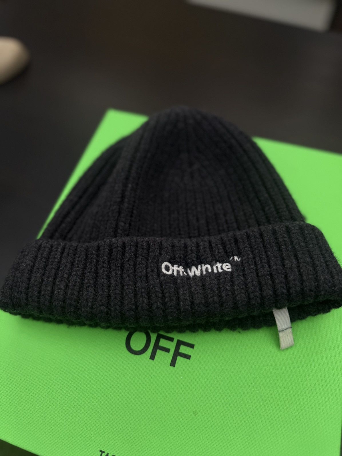 Off-White Off White Grey Beanie Hat Pre Owned 🧼 Size ONE SIZE - 4 Thumbnail