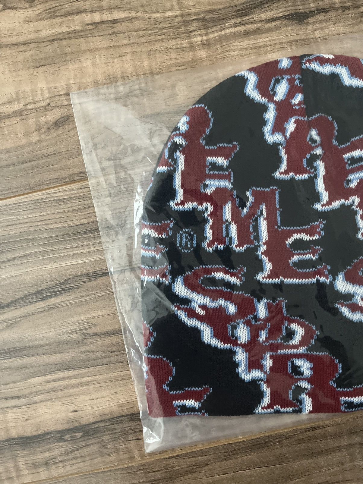 Supreme Supreme Slanted Gothic Outline Beanie Size ONE SIZE - 2 Thumbnail