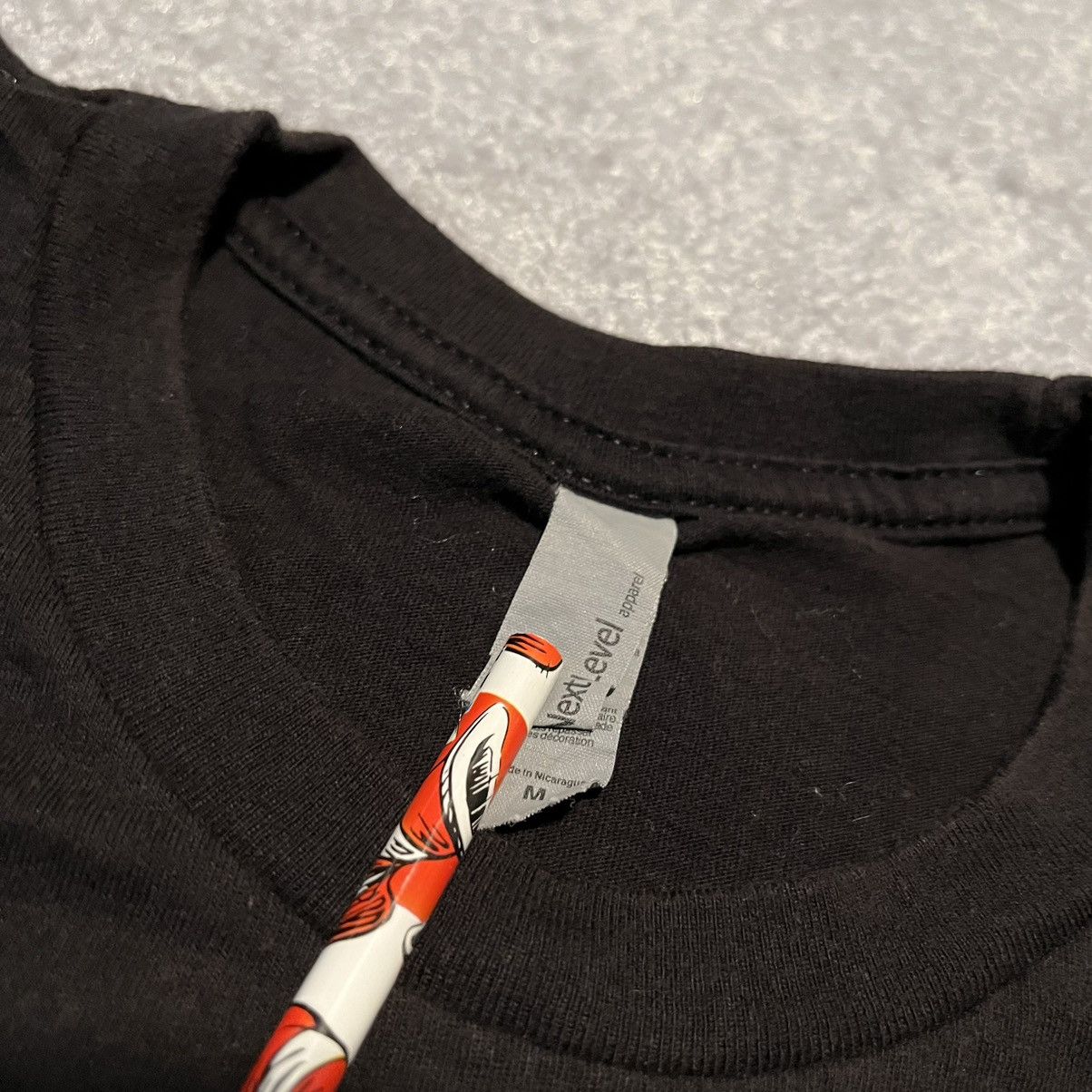 Vintage Deftones Koi No Yokan Leathers Nu Metal Band Tee Y2K