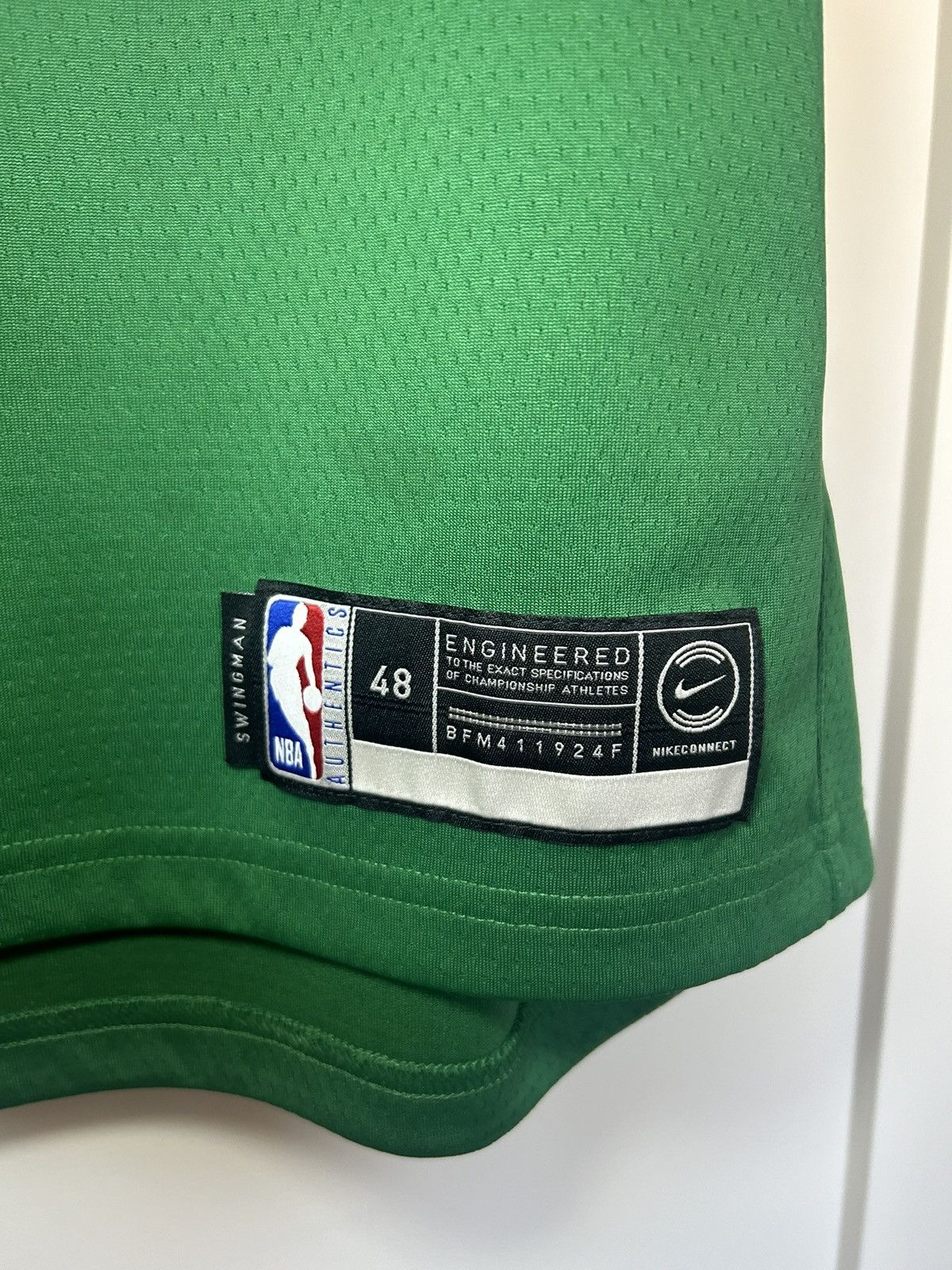 NBA Nike NBA icon edition Boston Celtics Kemba Walker jersey #8 Size US L / EU 52-54 / 3 - 5 Thumbnail