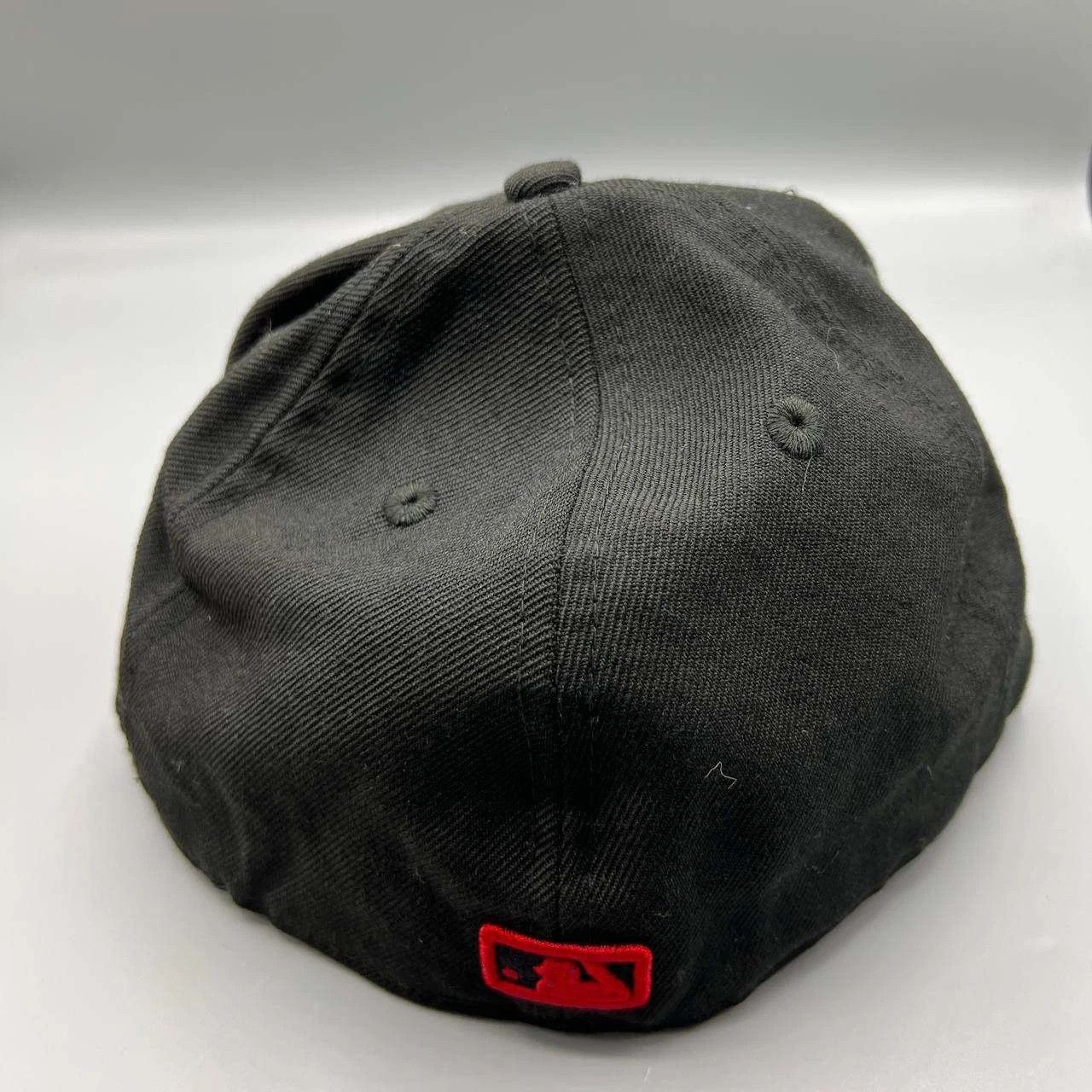 New Era New York Mets Hat Men 7 1/2 Black Embroidered Fitted Cap Size ONE SIZE - 7 Thumbnail