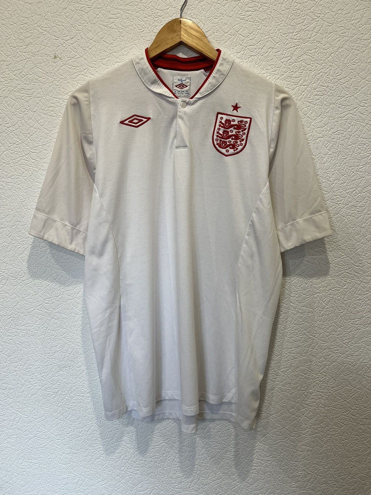 Umbro Umbro England 2012 Soccer Jersey Football Size US L / EU 52-54 / 3 - 1 Thumbnail