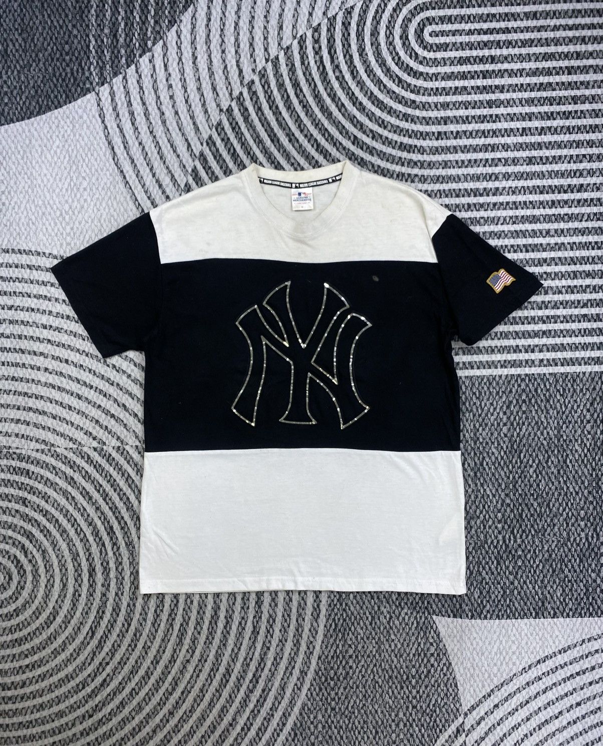 New York Yankees Vtg Yankees Big Logo Block Color Shortsleeve Shirt Size US M / EU 48-50 / 2 - 5 Thumbnail