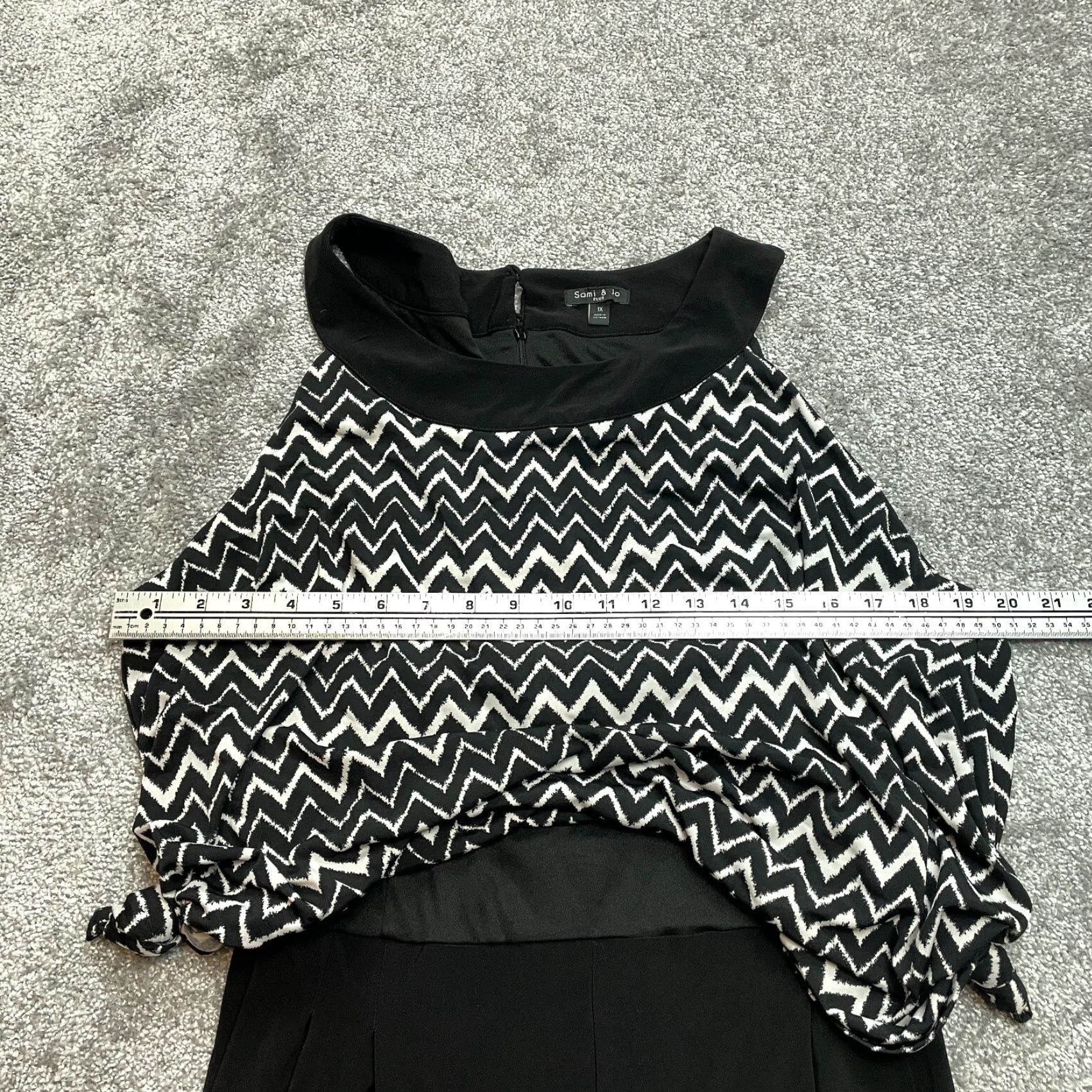 Sami & Jo Jumpsuit Womens Plus 1X Black Zig Zag Sleeveless Wide Leg Stretch Geometric Pattern\