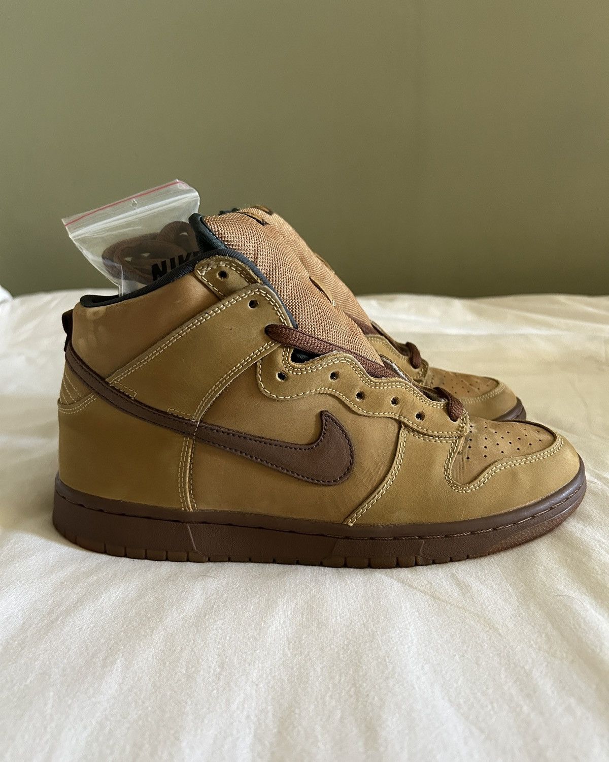 Nike × Vintage 2002 Nike Dunk High Pro Wheat/Bison Size US 10 / EU 43 - 1 Thumbnail