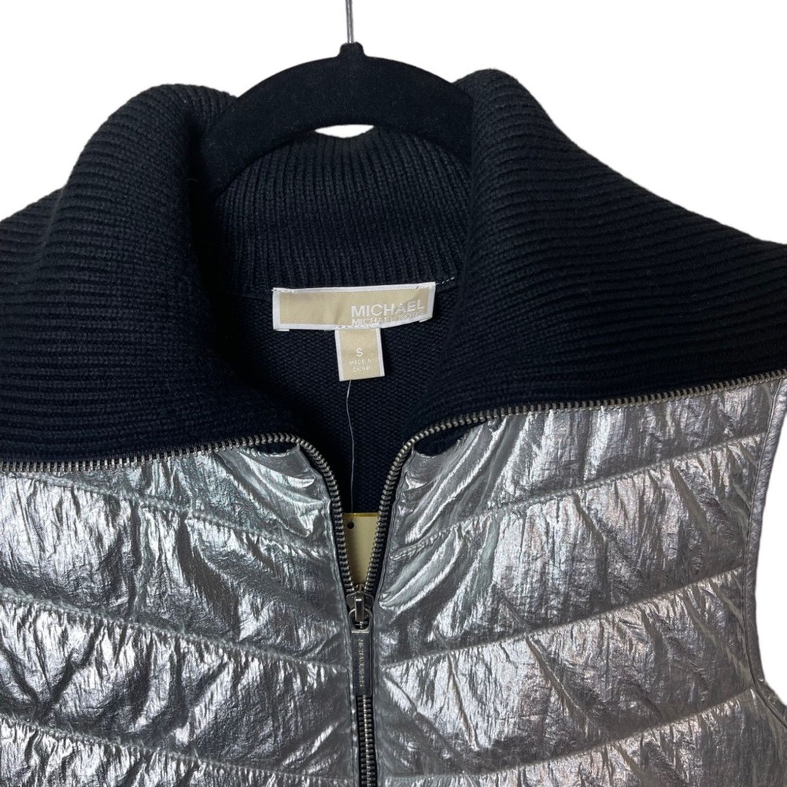 Michael Kors Michael Kors Puffer Foil Front Sweater Vest Silver Small Size S / US 4 / IT 40 - 3 Thumbnail