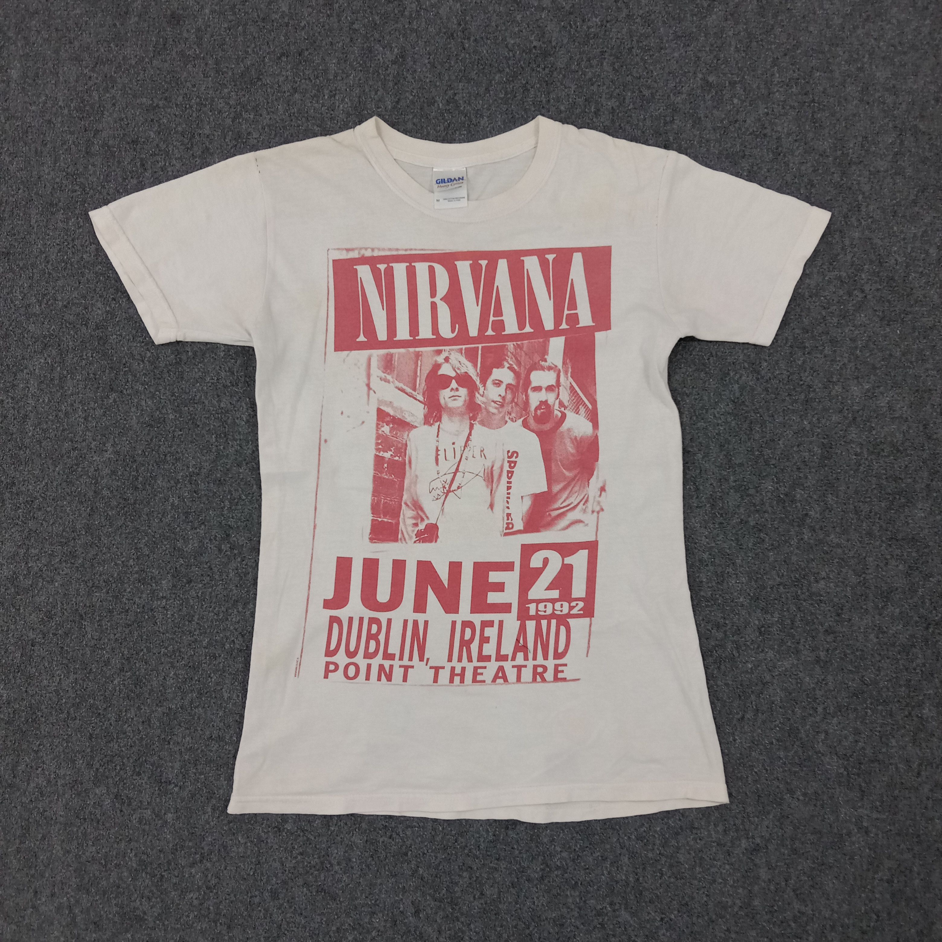Band Tees × Nirvana × Vintage Nirvana American Grunge Band Tour Tshirt Size S / US 4 / IT 40 - 1 Thumbnail